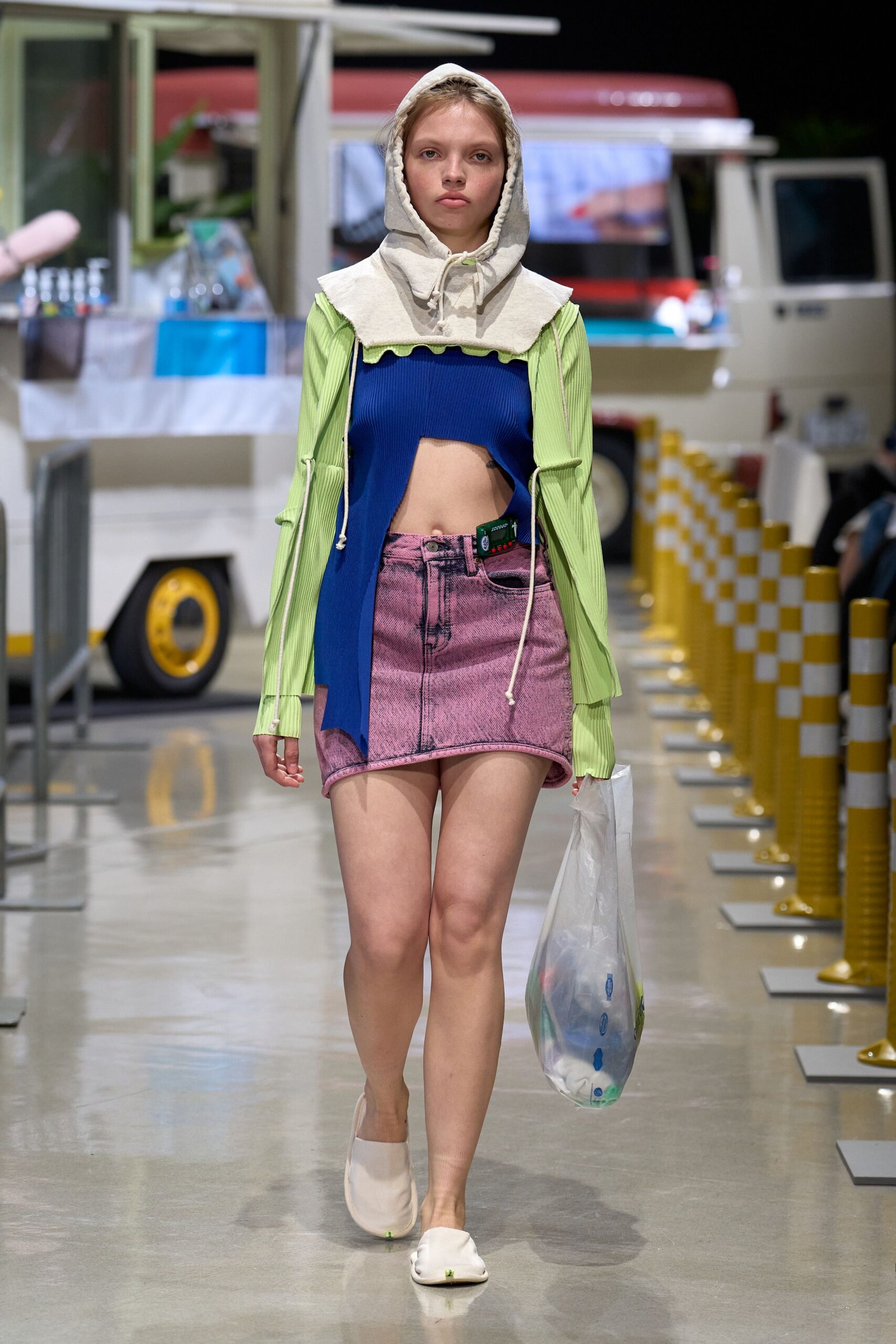 pink denim fitted straight-leg short skirt