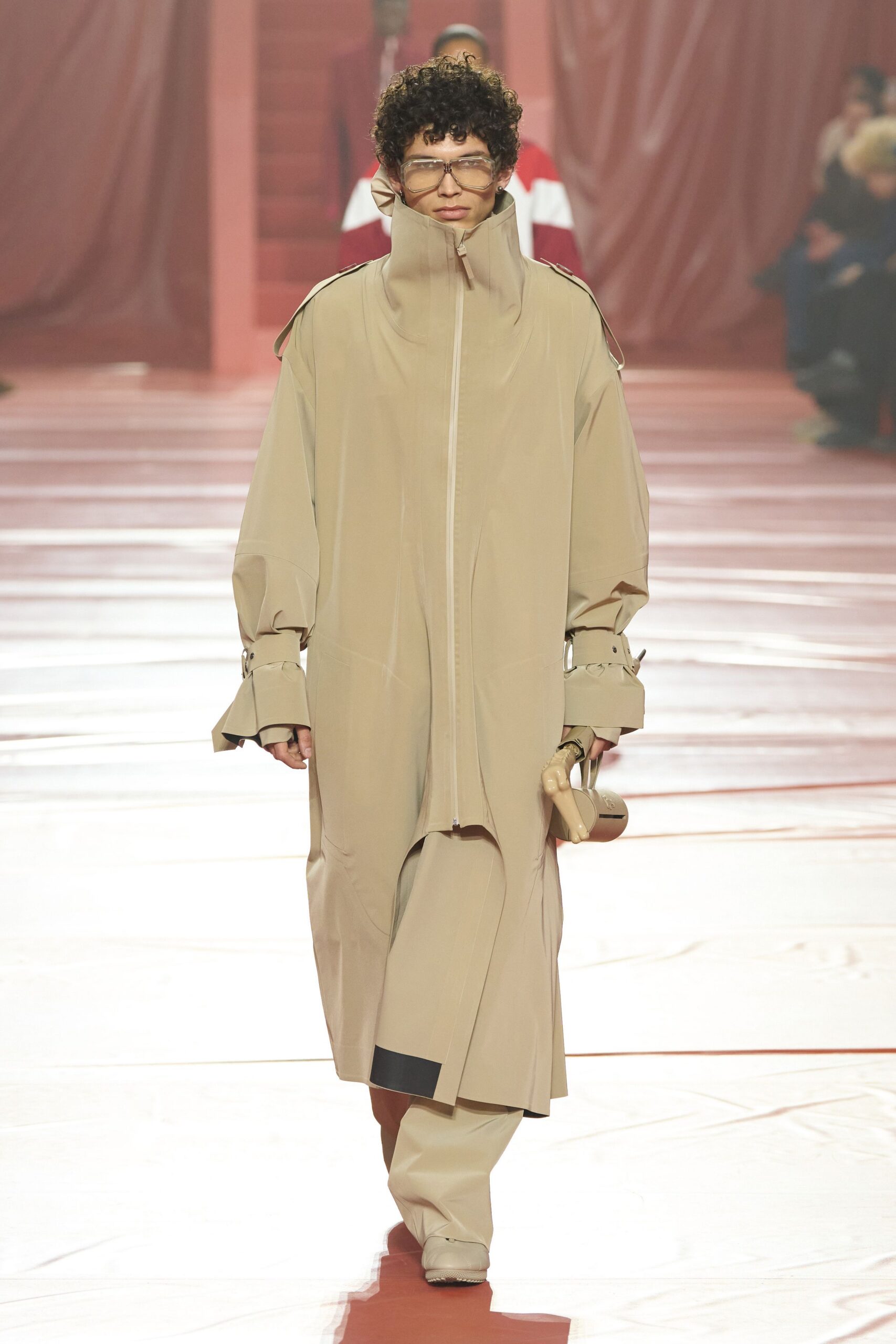 beige cotton long-sleeve collared oversized zippered layered coat
