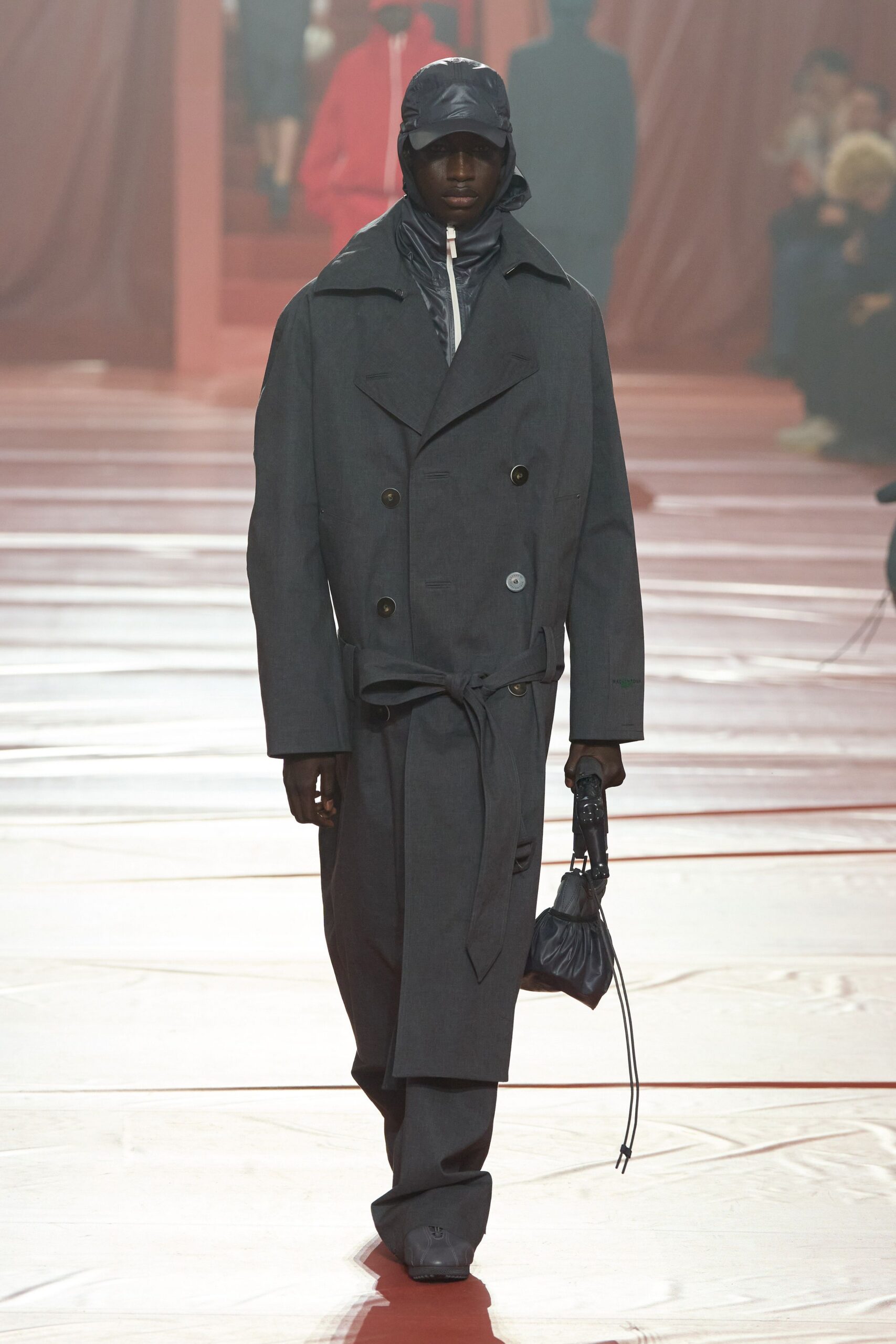 gray cotton long-sleeve collared relaxed belted coat