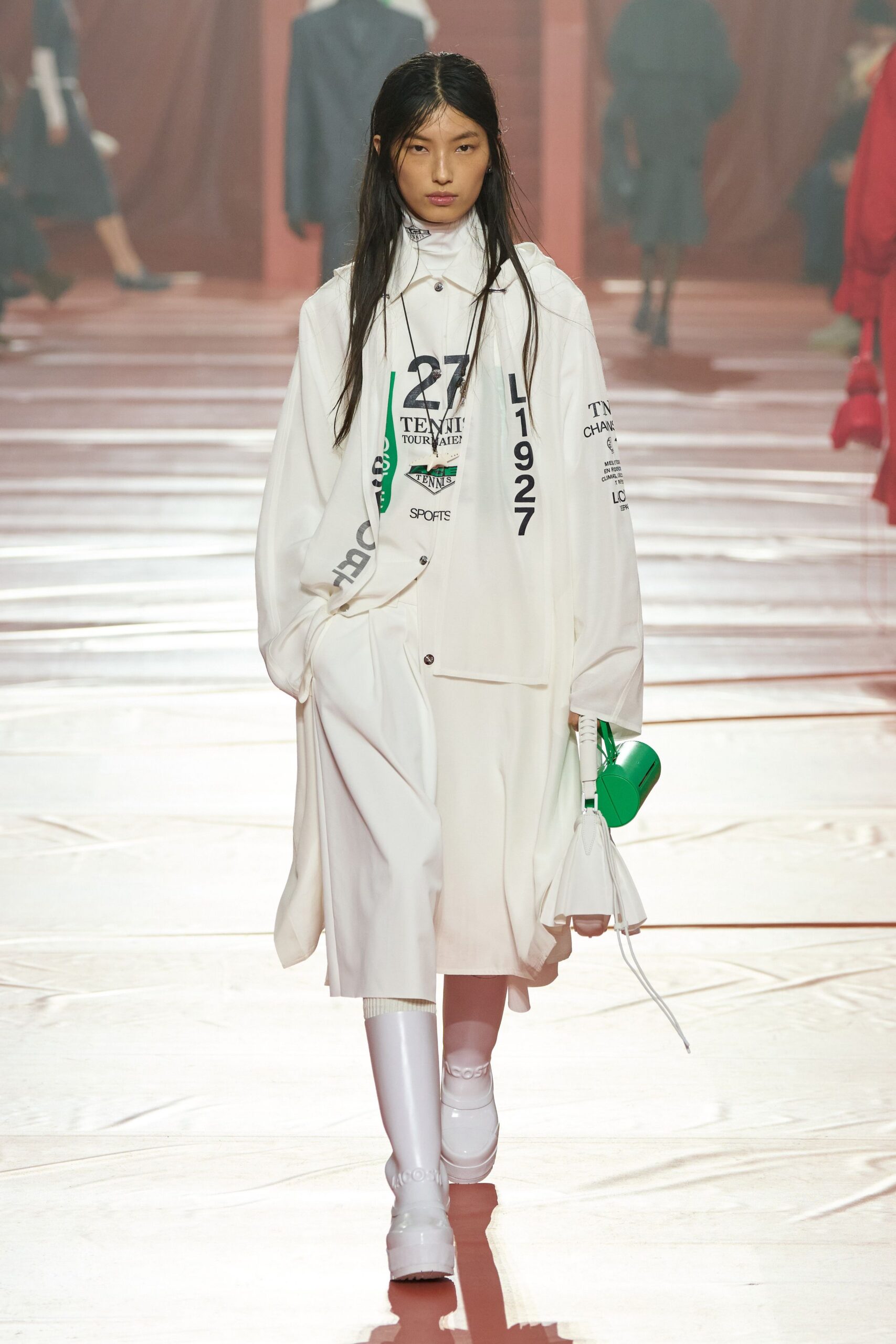 white cotton long-sleeve collared relaxed buttoned midi coat