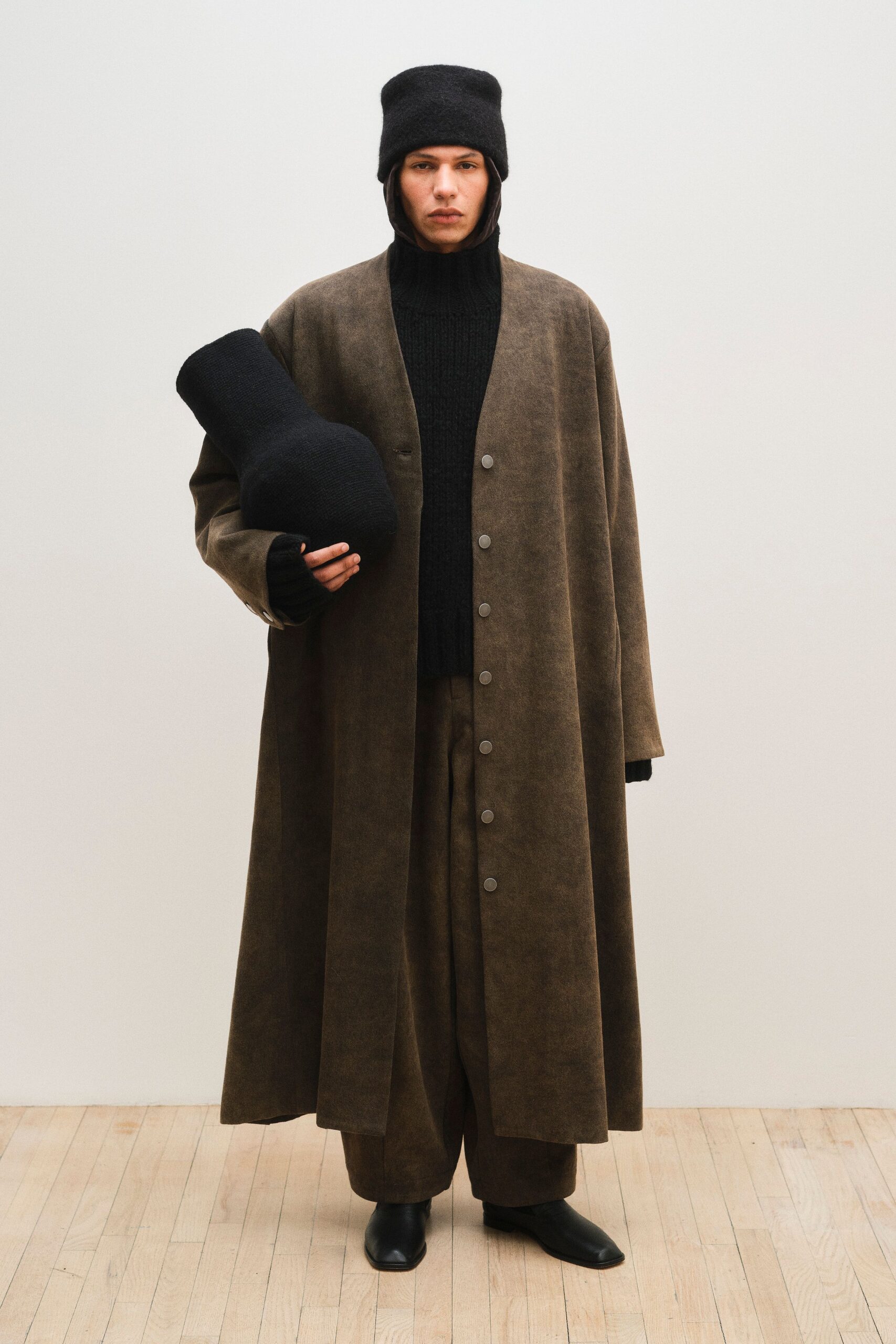 brown wool long-sleeve collared relaxed buttoned maxi coat