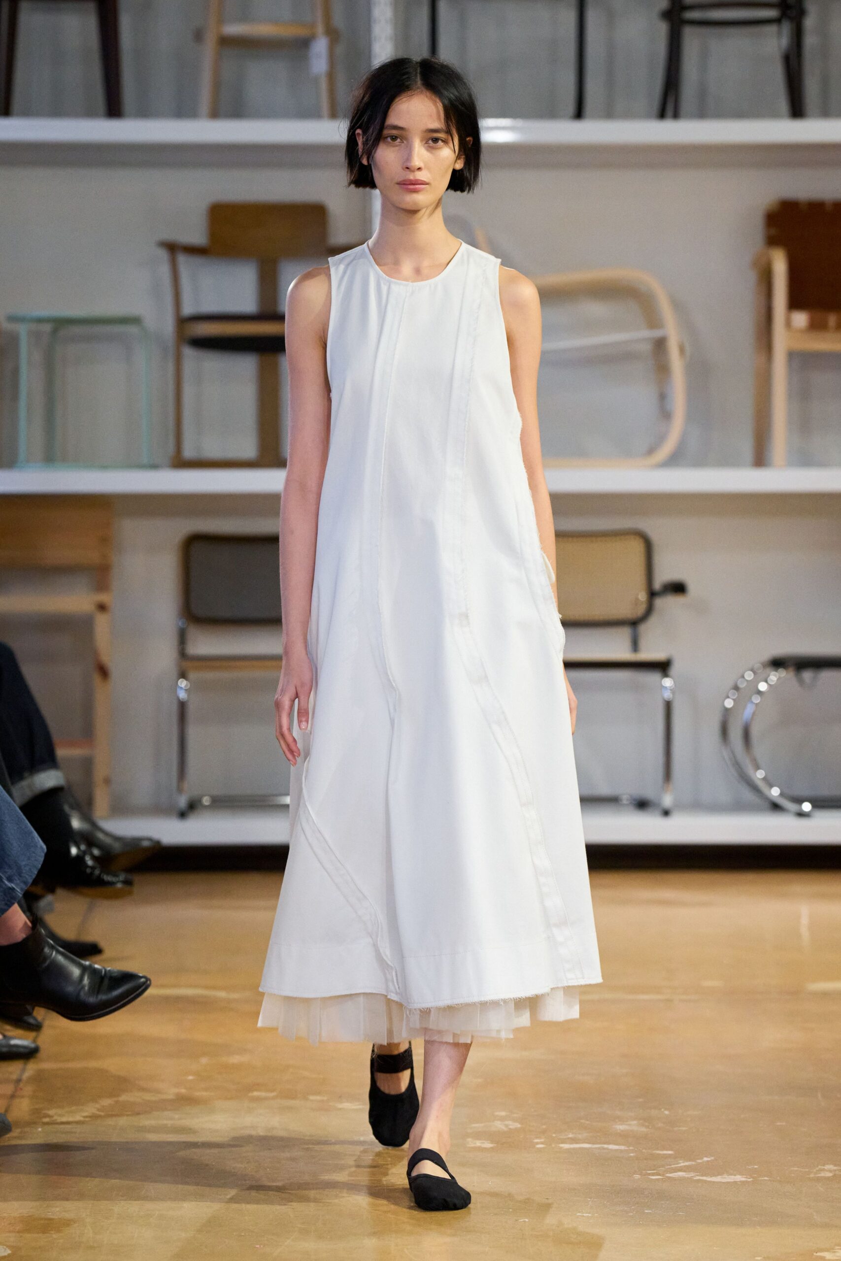 white relaxed midi dress with black shoes