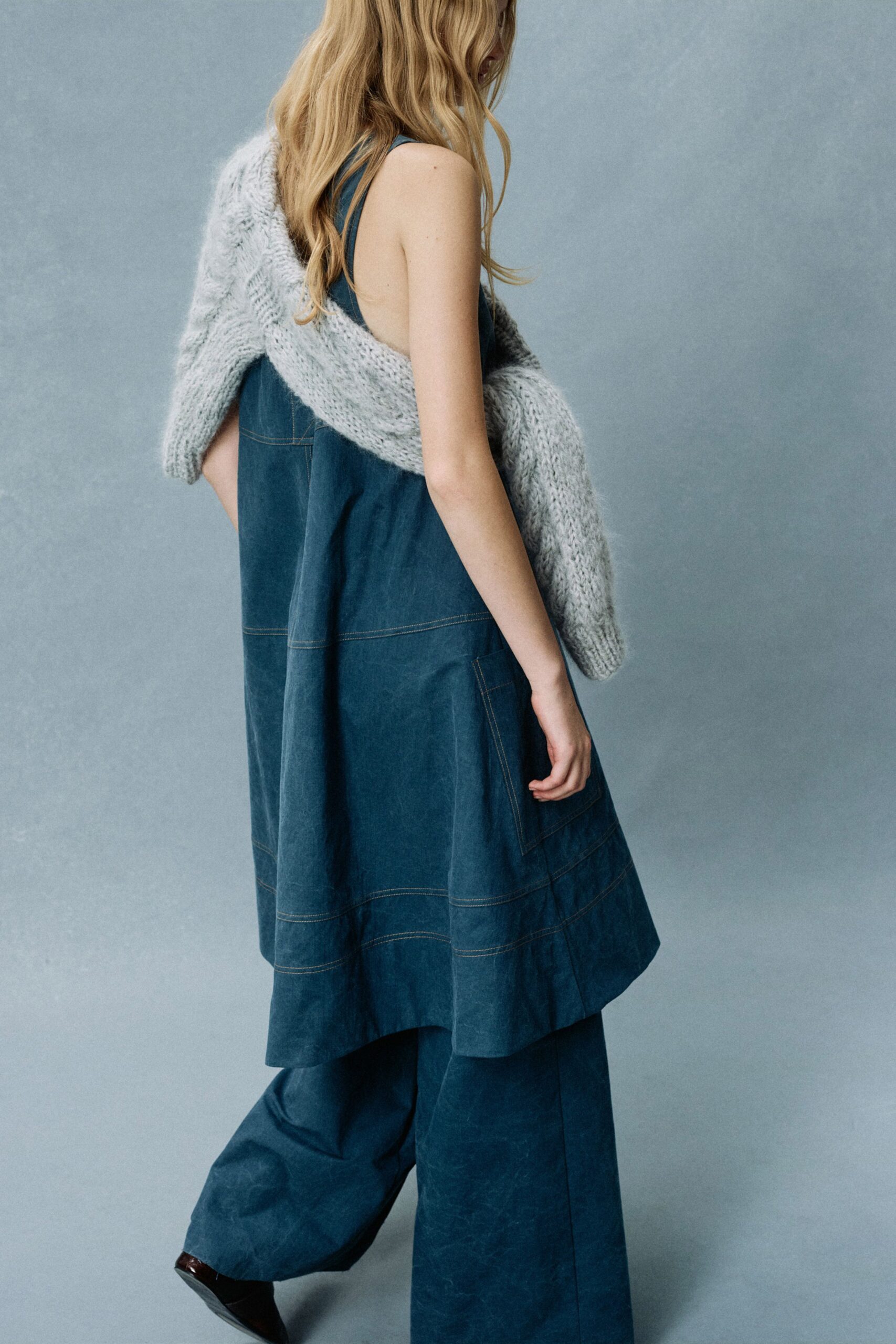 blue cotton sleeveless v-neck relaxed layered midi dress