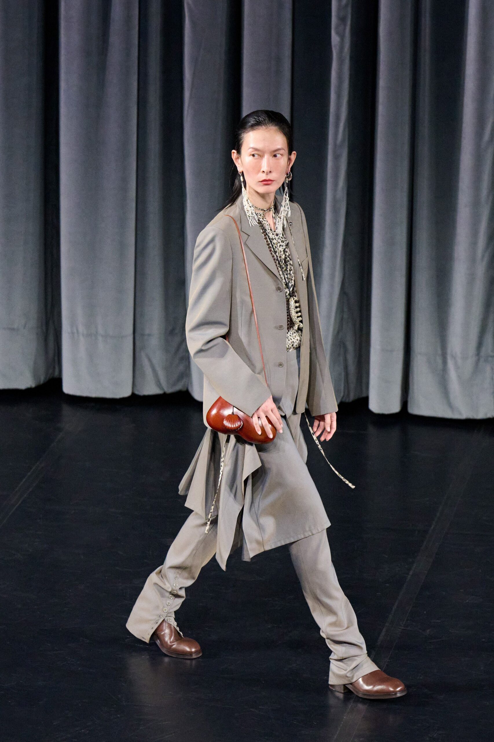 brown leather zippered bag