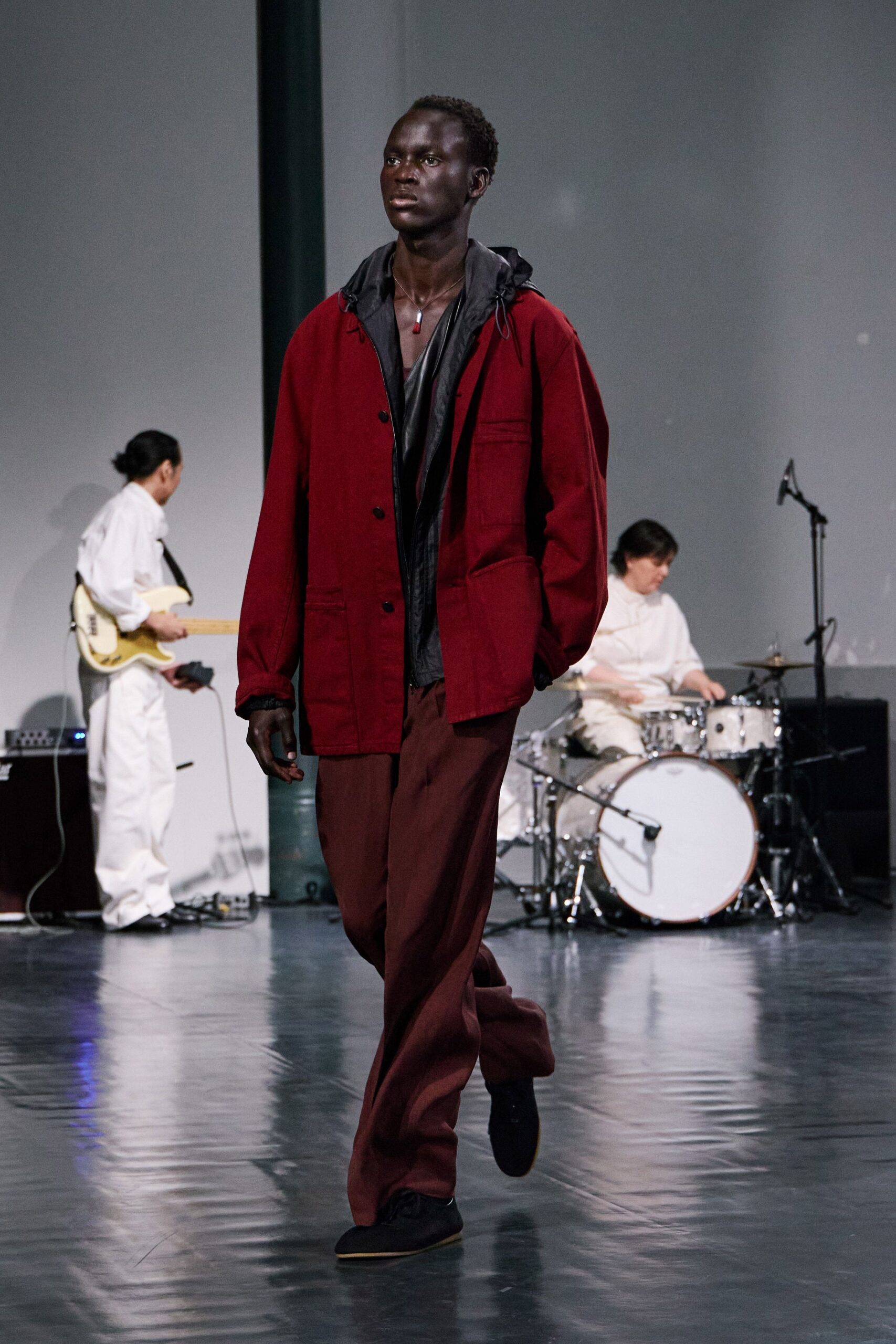 red cotton long-sleeve collared relaxed jacket