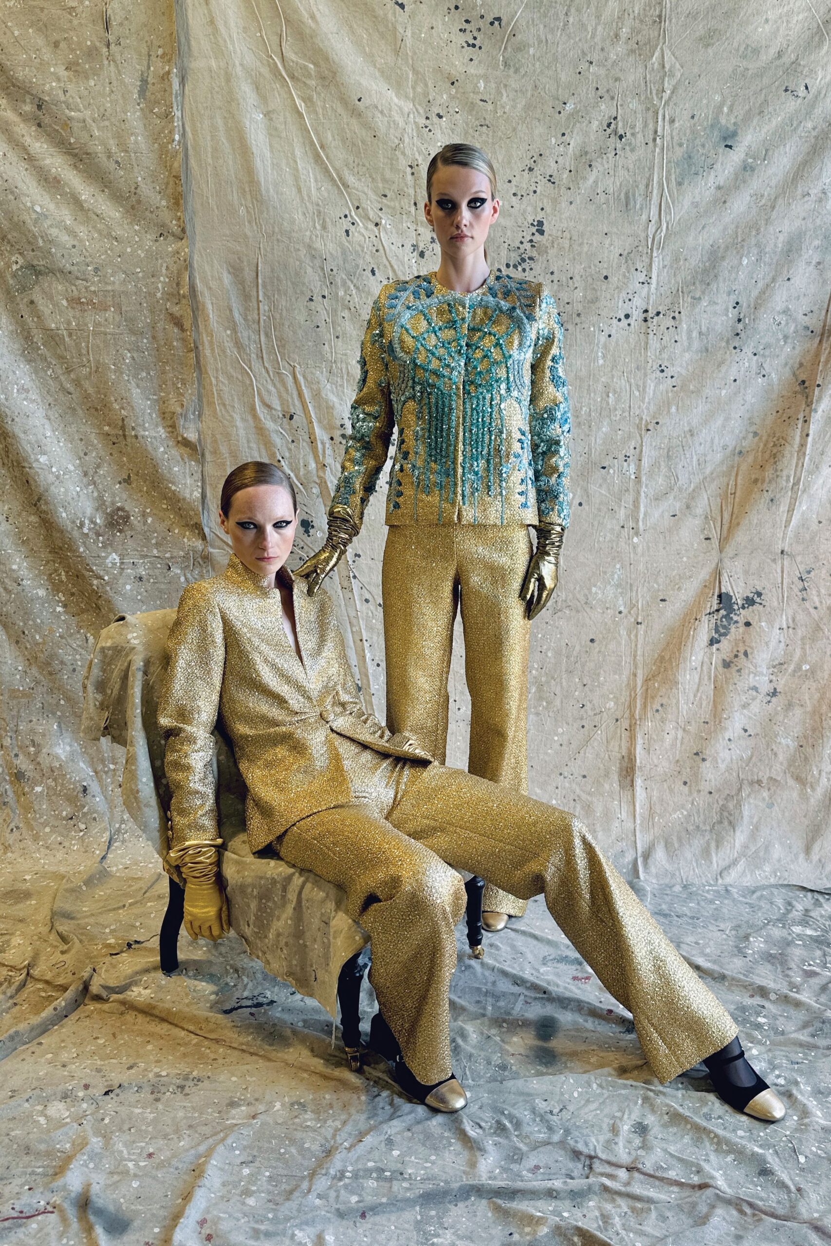 gold metallic long-sleeve collared tailored zippered shiny blazer