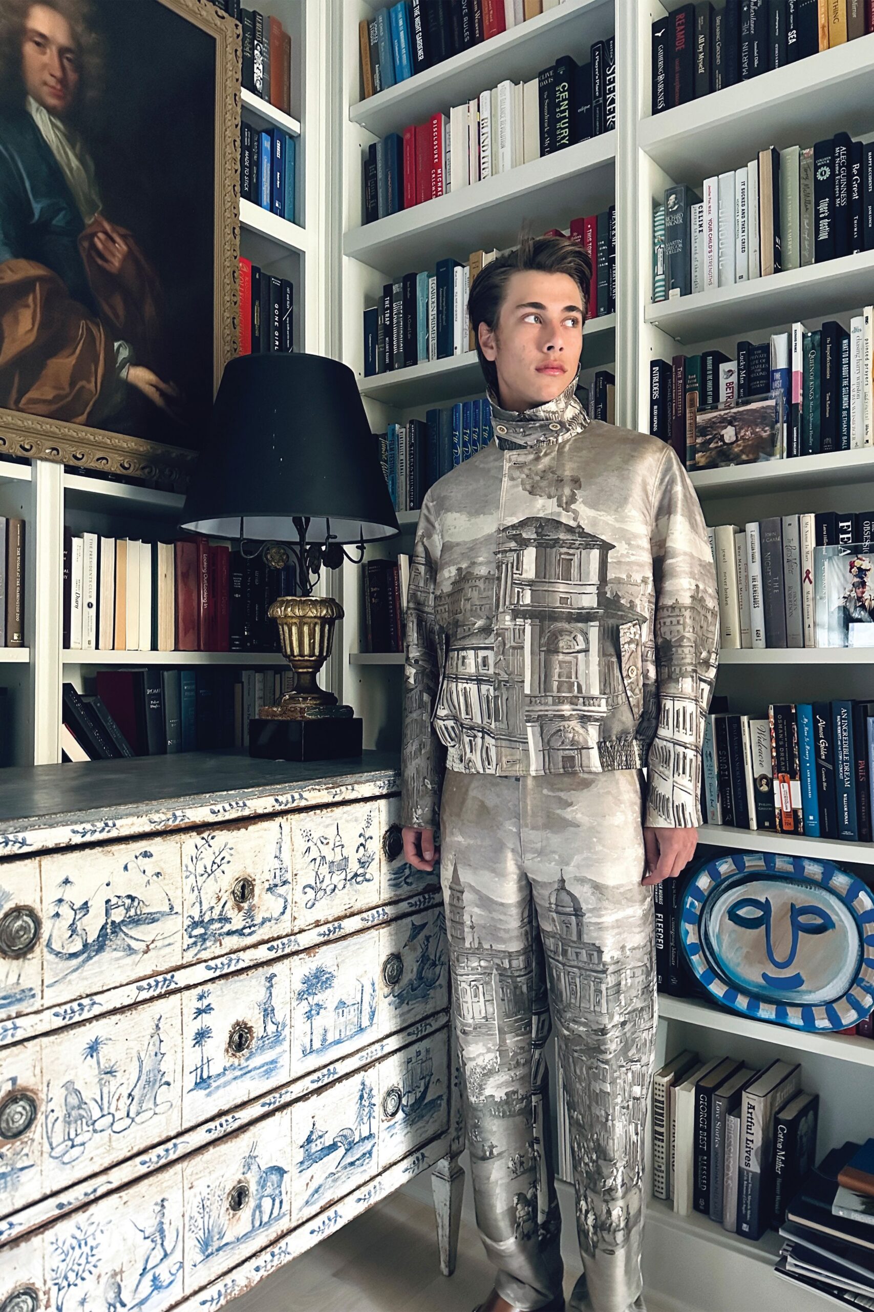 gray printed fitted suit