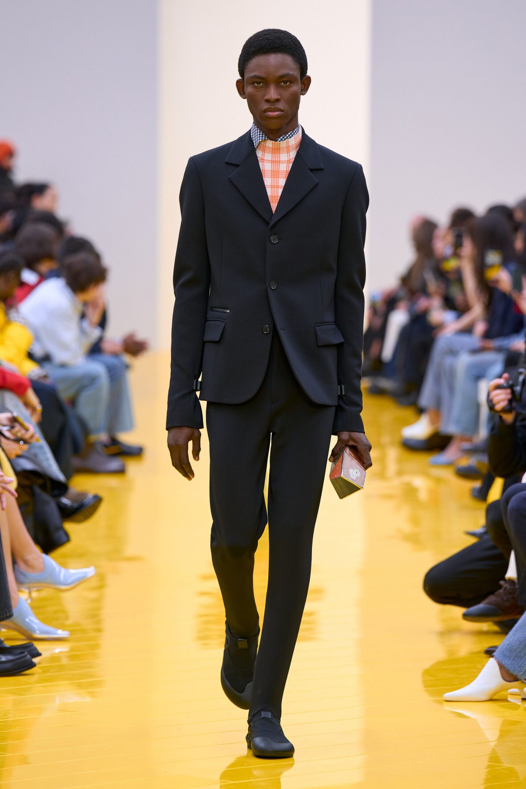 Loewe Fall 2026 Ready-to-Wear Look 28
