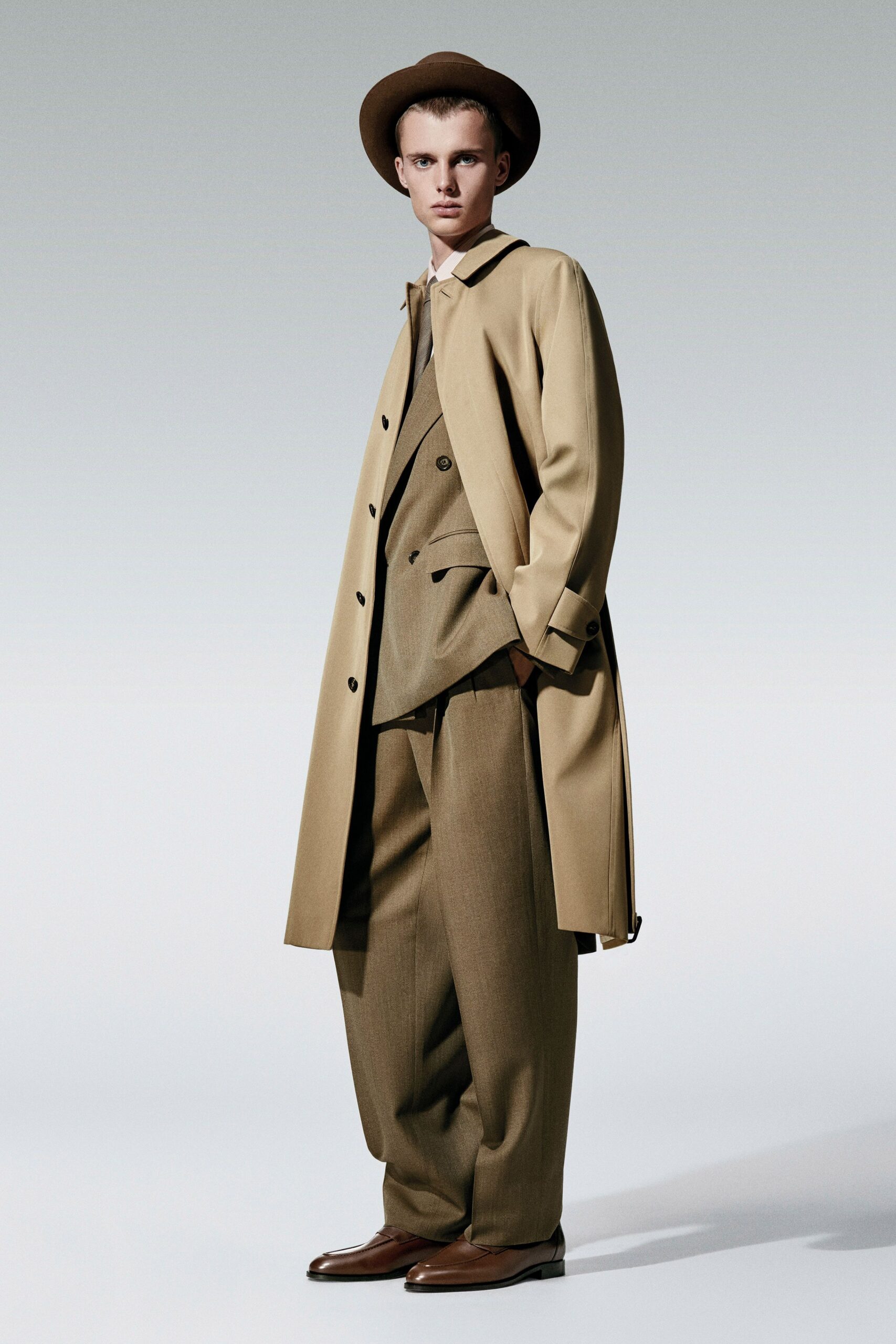 beige cotton long-sleeve collared relaxed coat