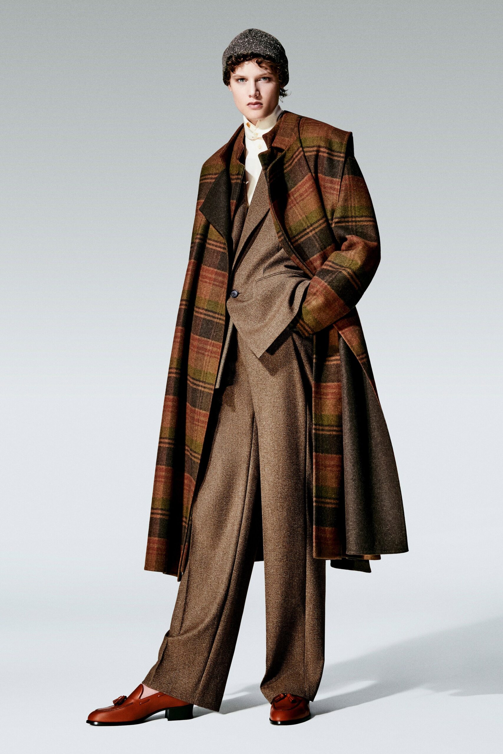 brown wool long-sleeve collared tailored straight-leg suit