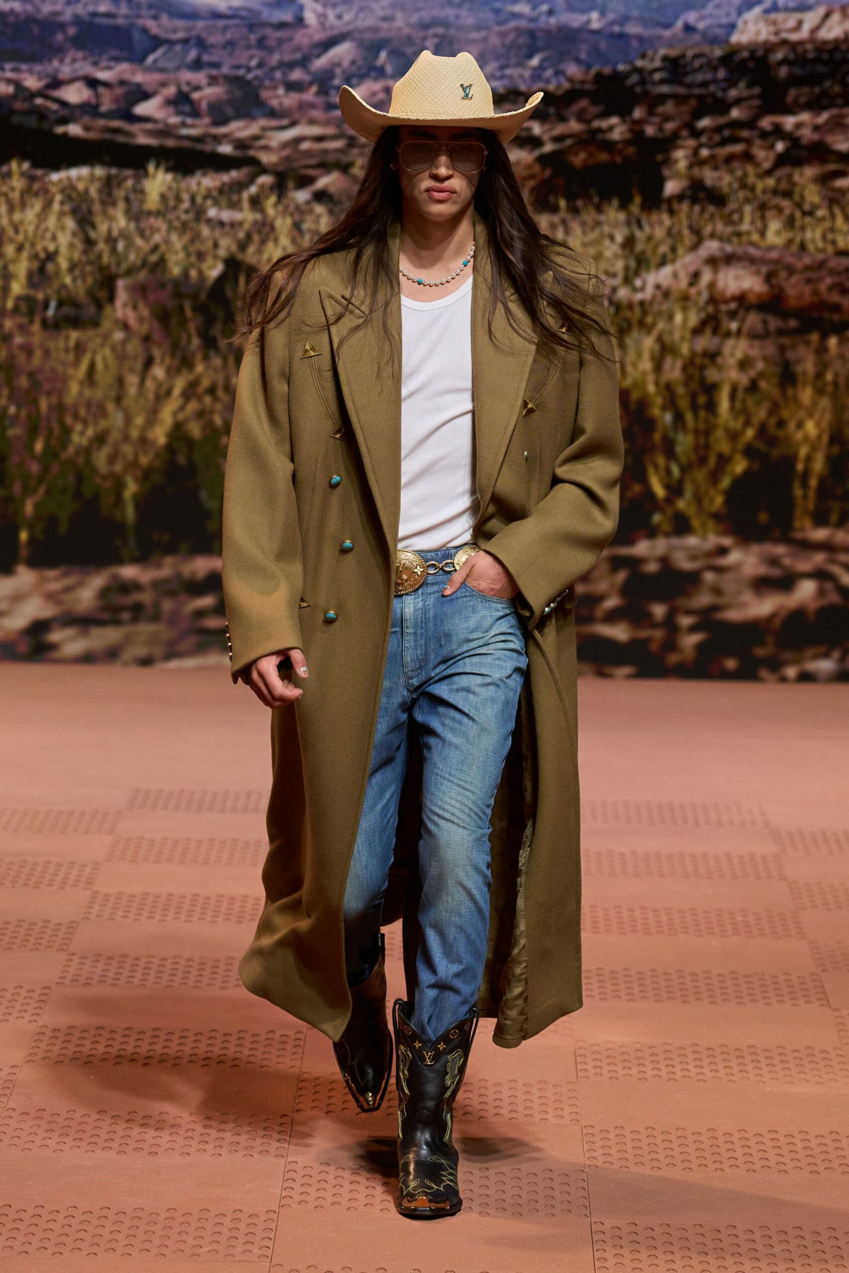 brown wool long-sleeve collared relaxed buttoned maxi coat