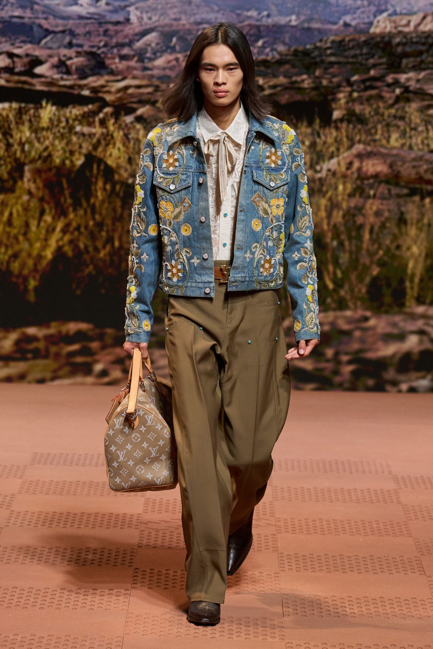 blue denim long-sleeve collared fitted embroidered jacket