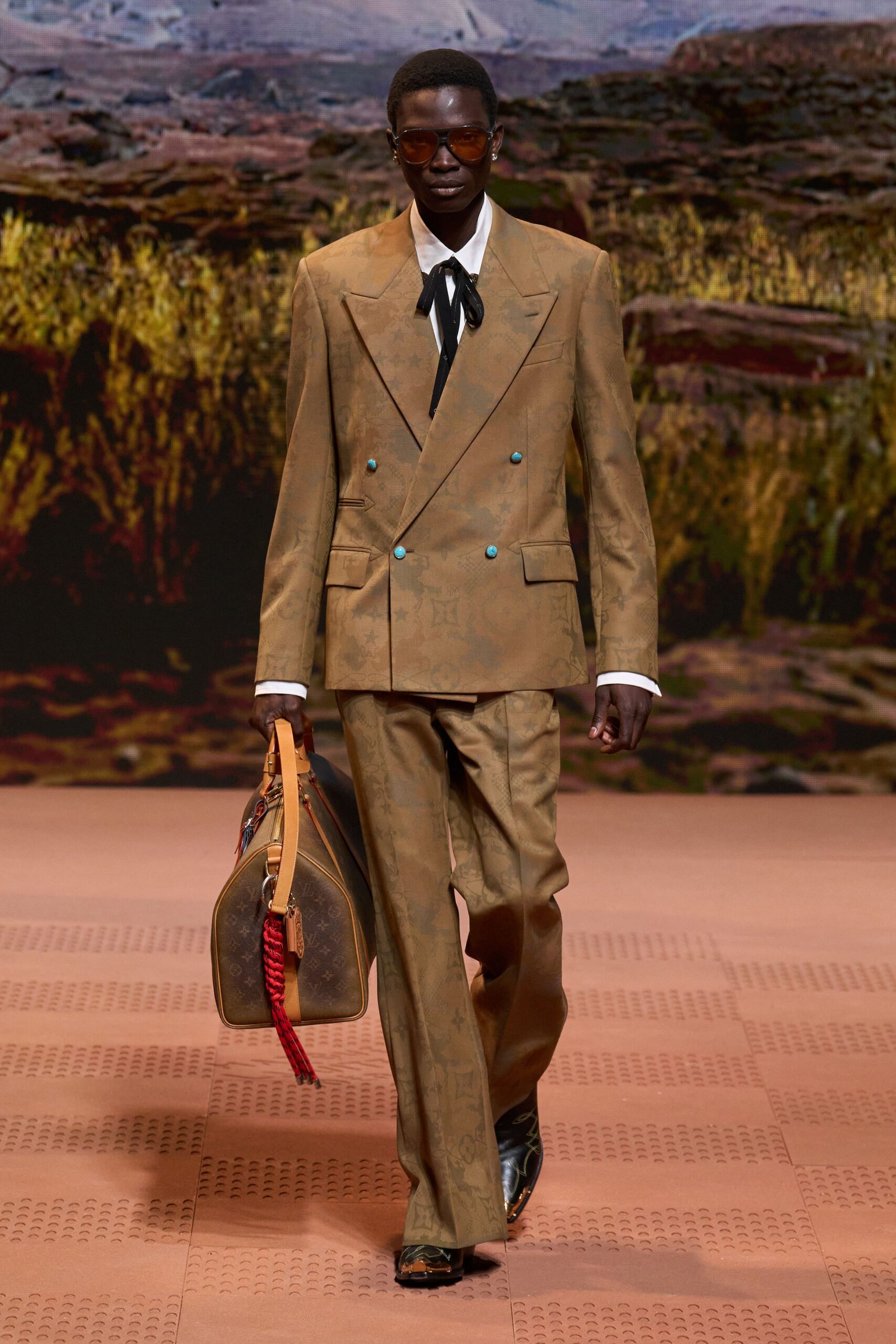 brown cotton long-sleeve collared tailored buttoned suit