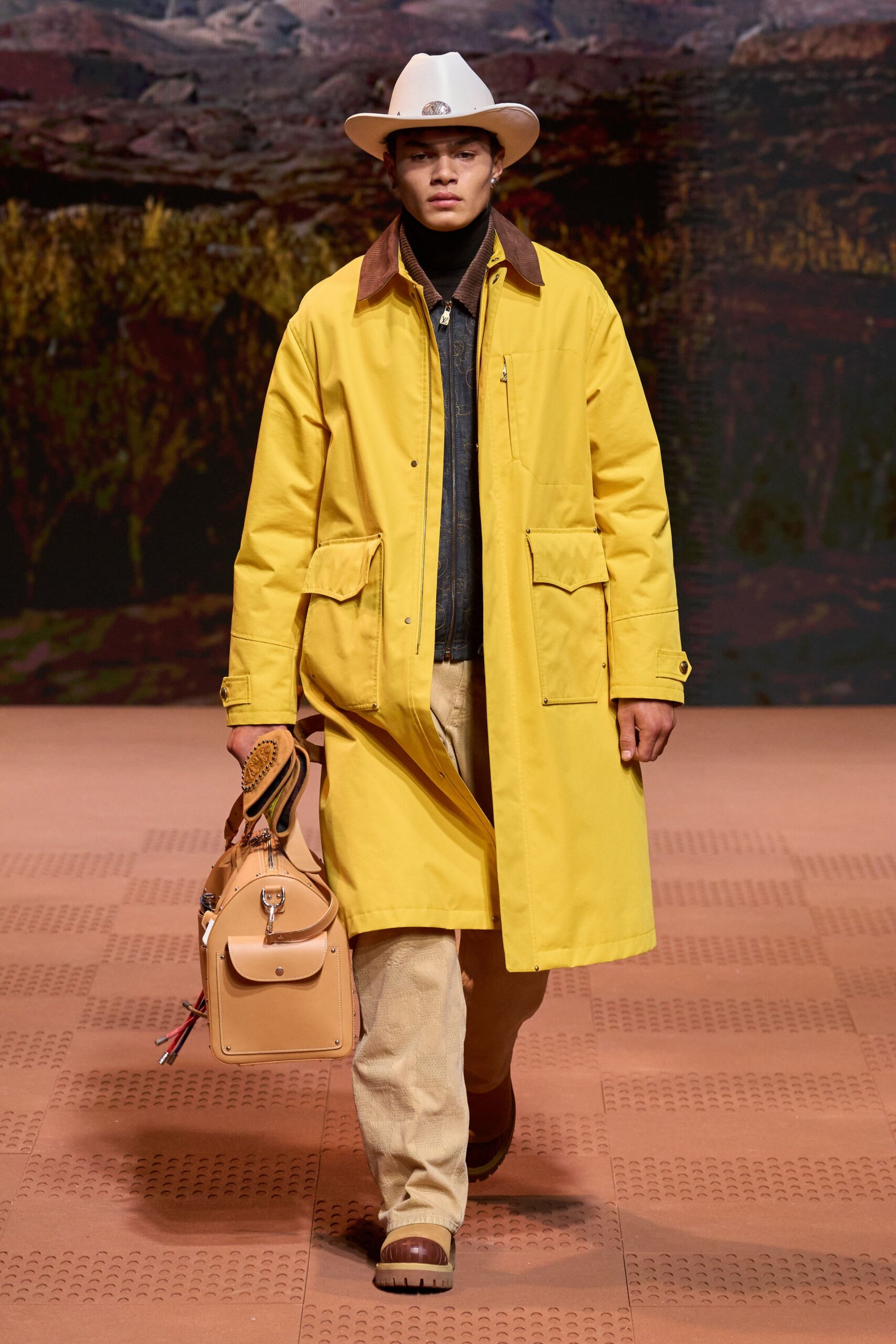 yellow cotton long-sleeve collared relaxed buttoned pockets coat