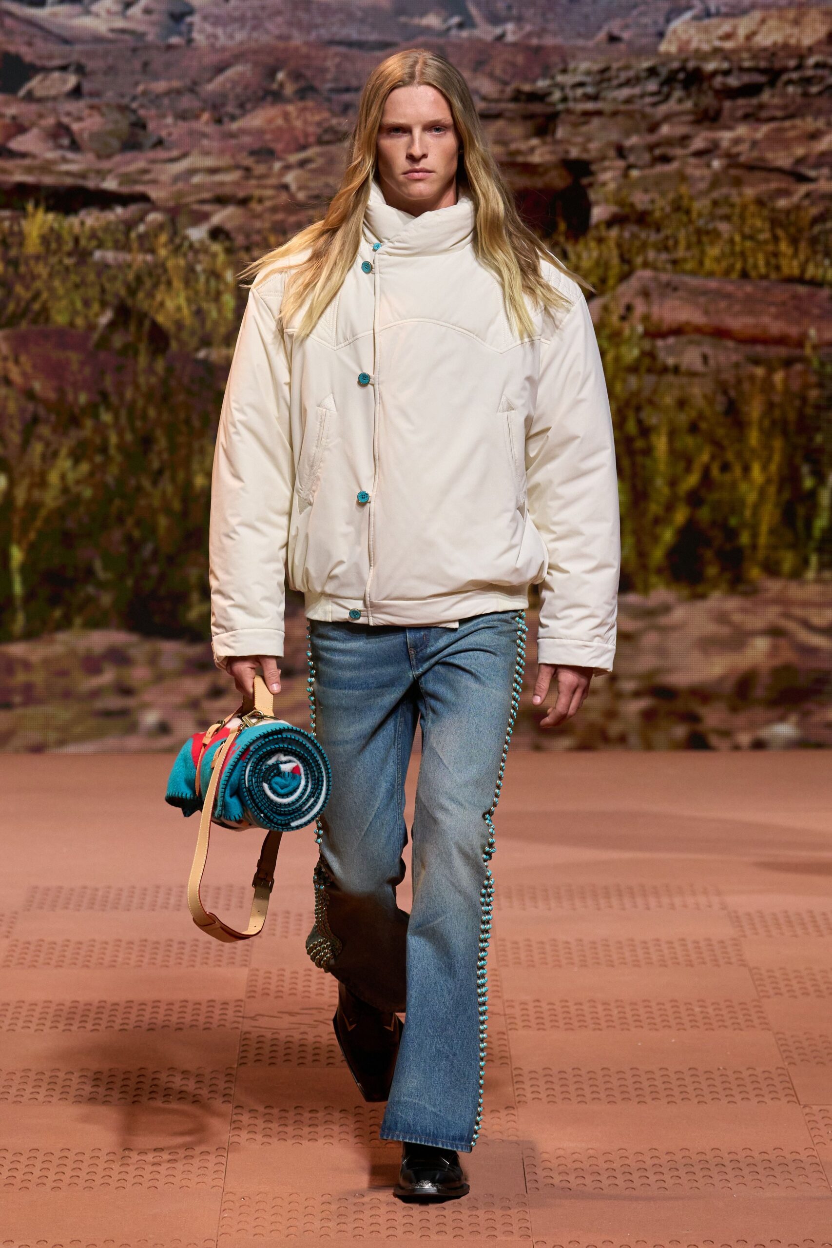 blue denim fitted flared pants