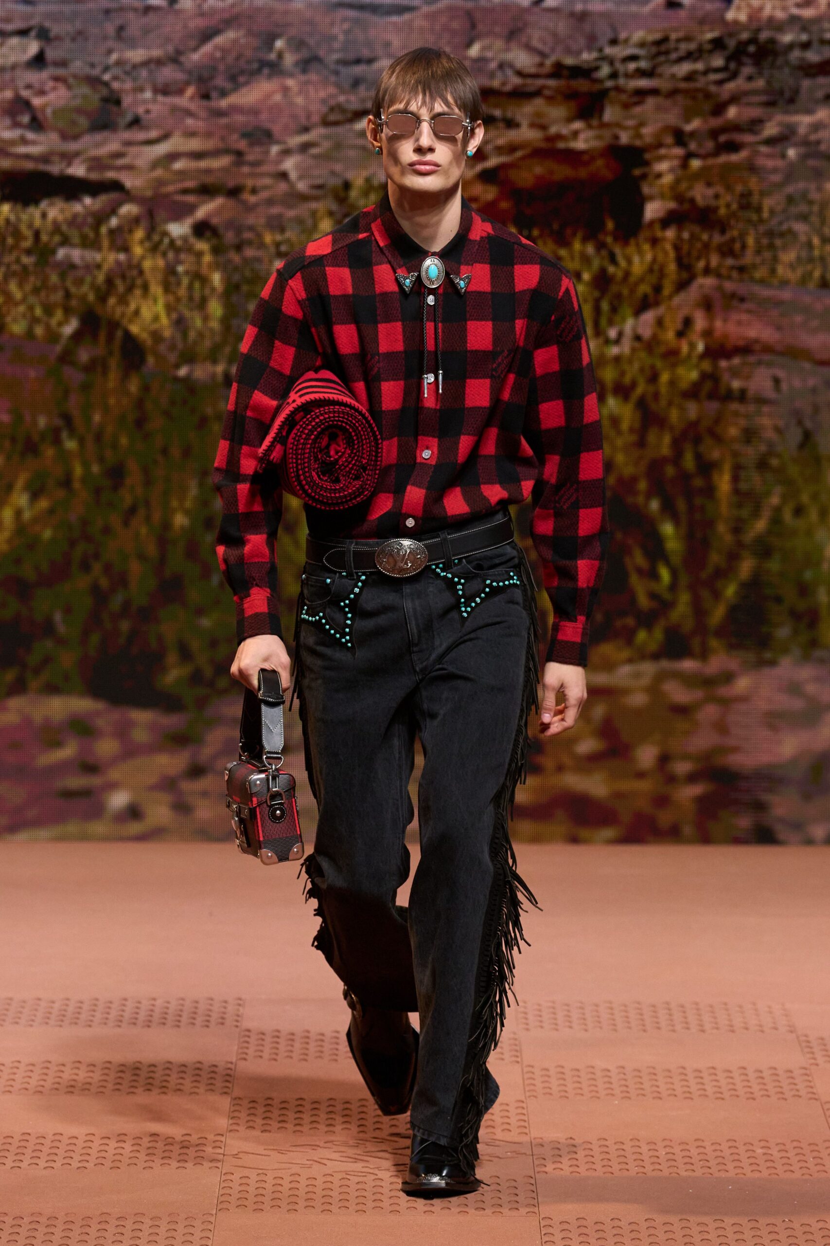black denim fitted fringed pants