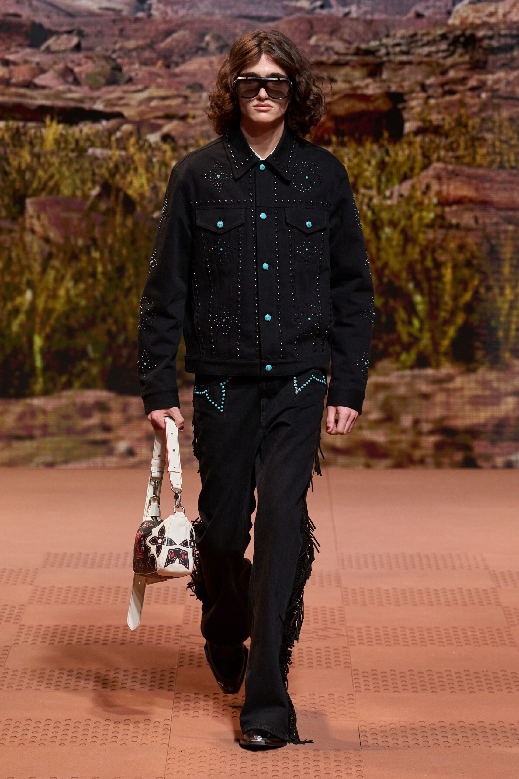 black denim long-sleeve collared fitted buttoned fringed jacket