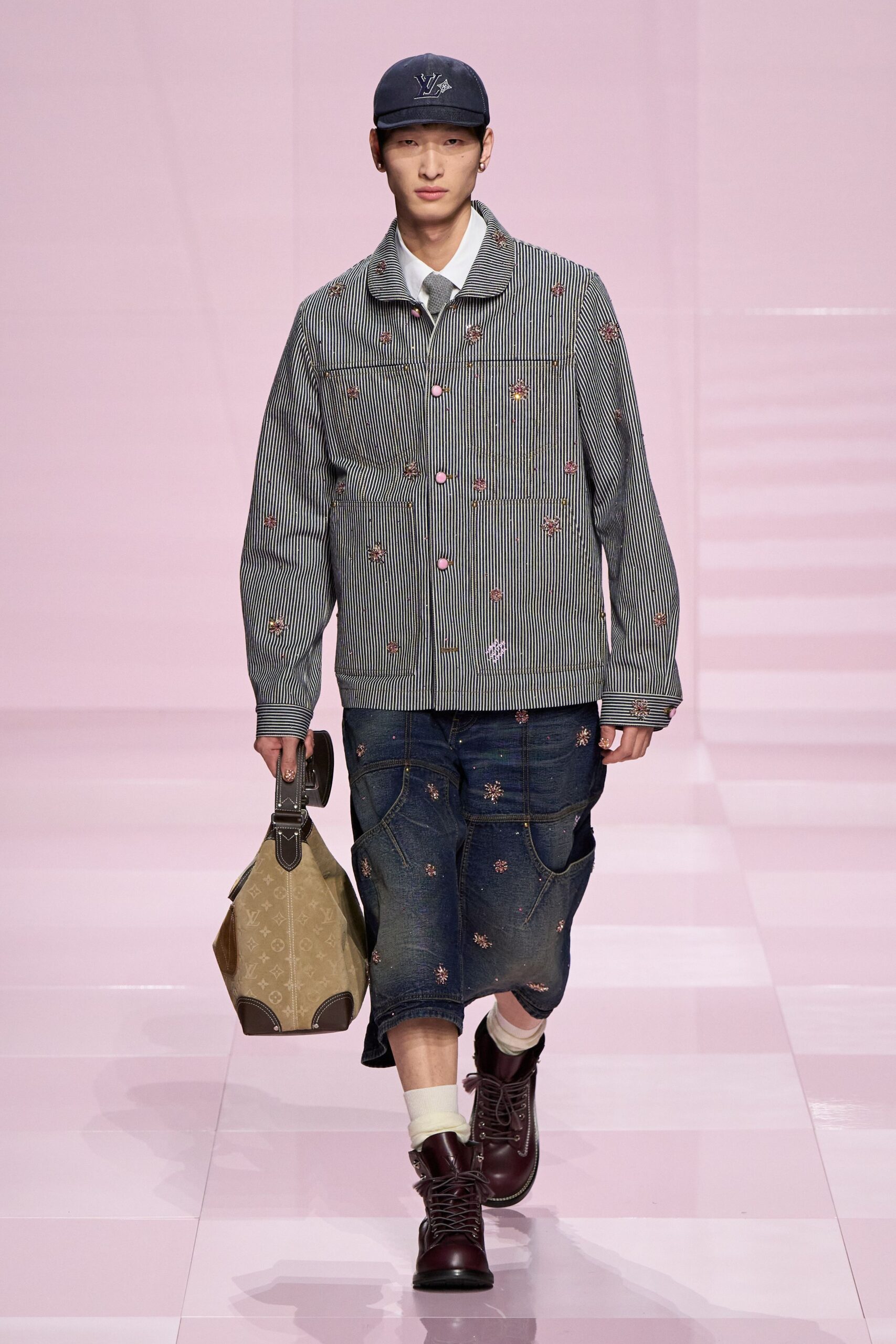 Louis Vuitton Fall 2025 Menswear Look 38