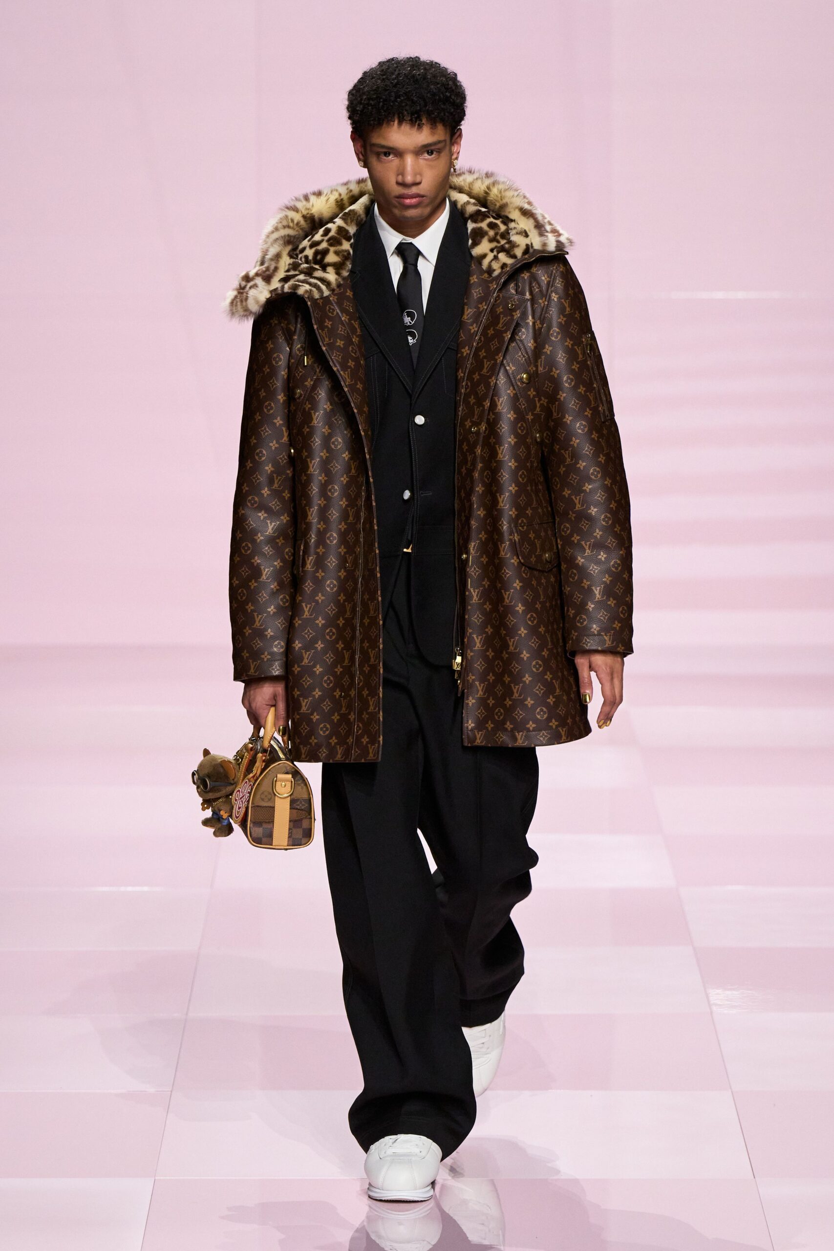 Louis Vuitton Fall 2025 Menswear Look 52