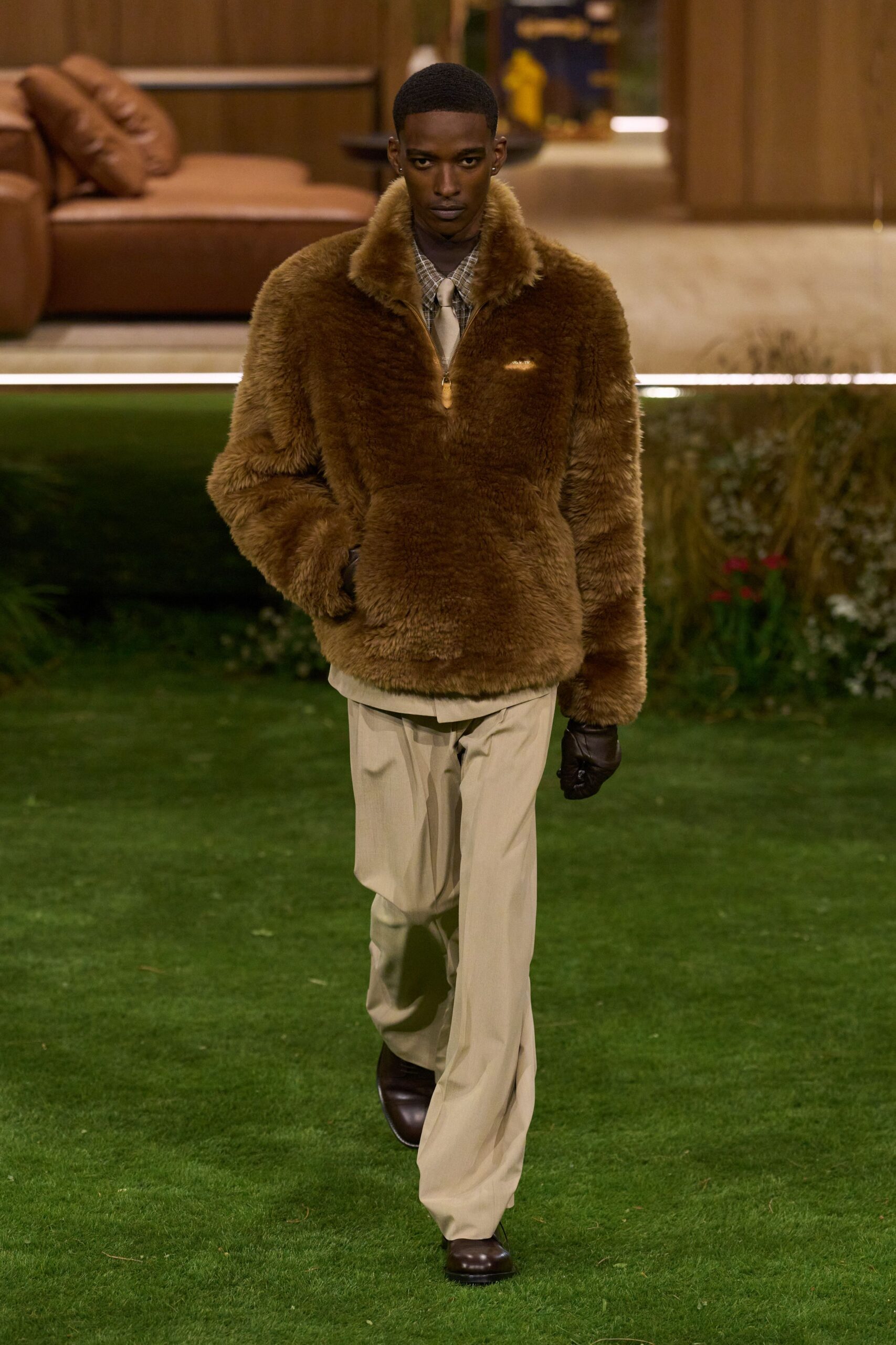 brown faux-fur long-sleeve collared relaxed coat