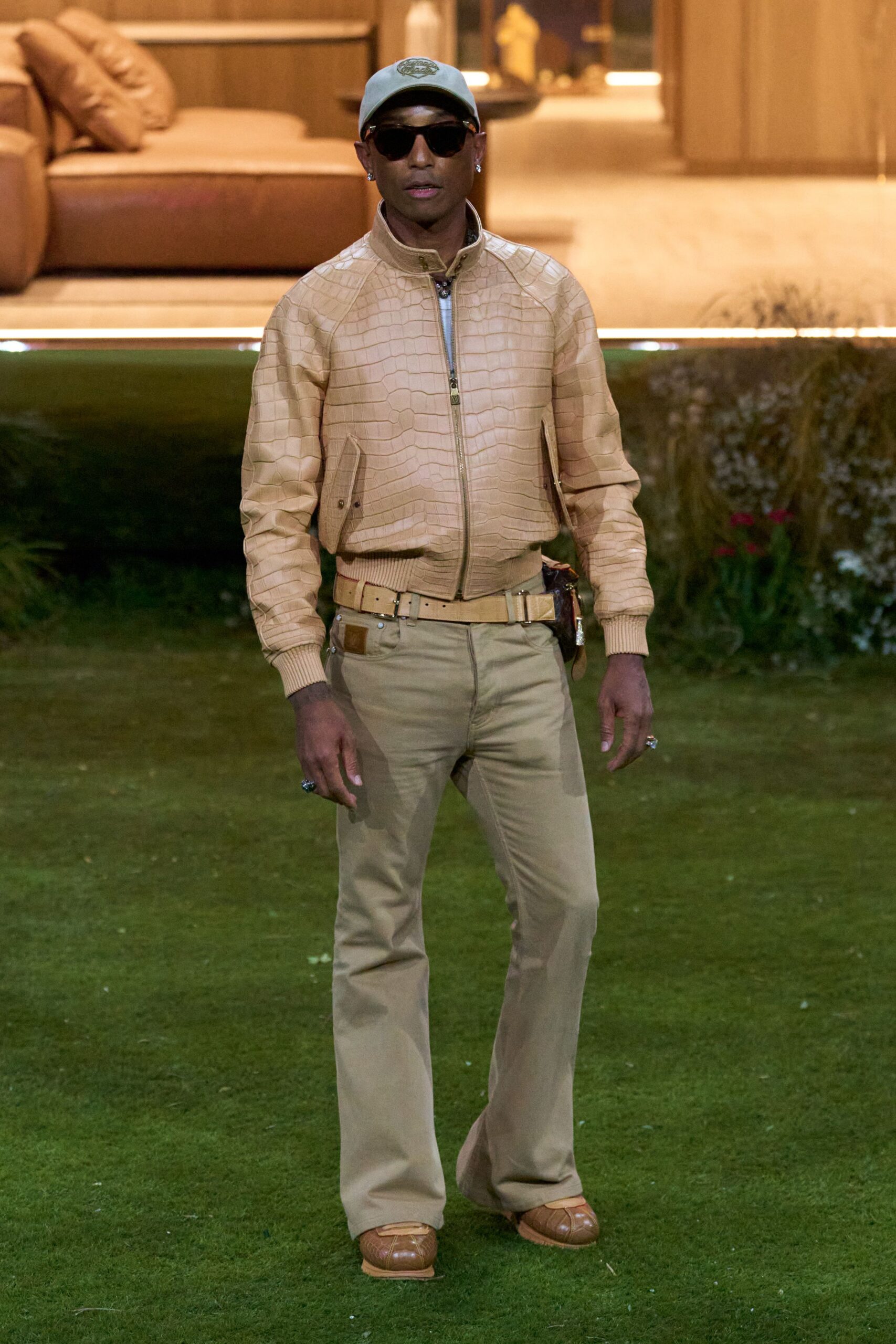 beige leather long-sleeve collared fitted textured jacket