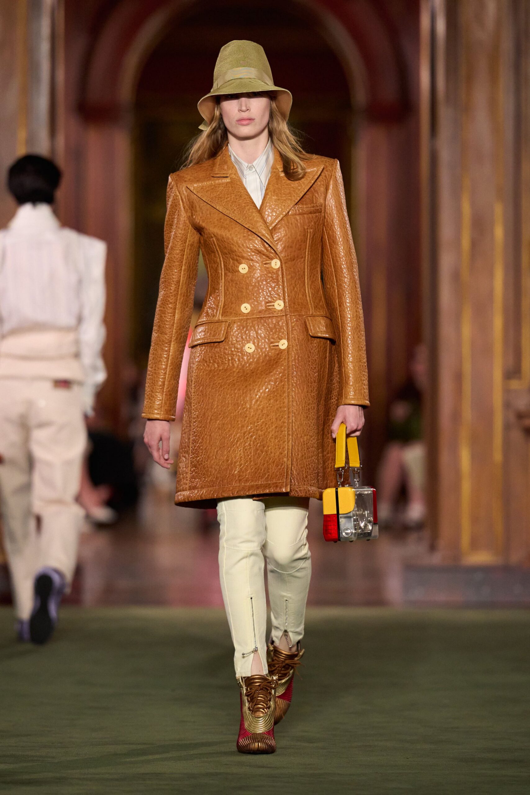 brown leather long-sleeve collared fitted textured coat