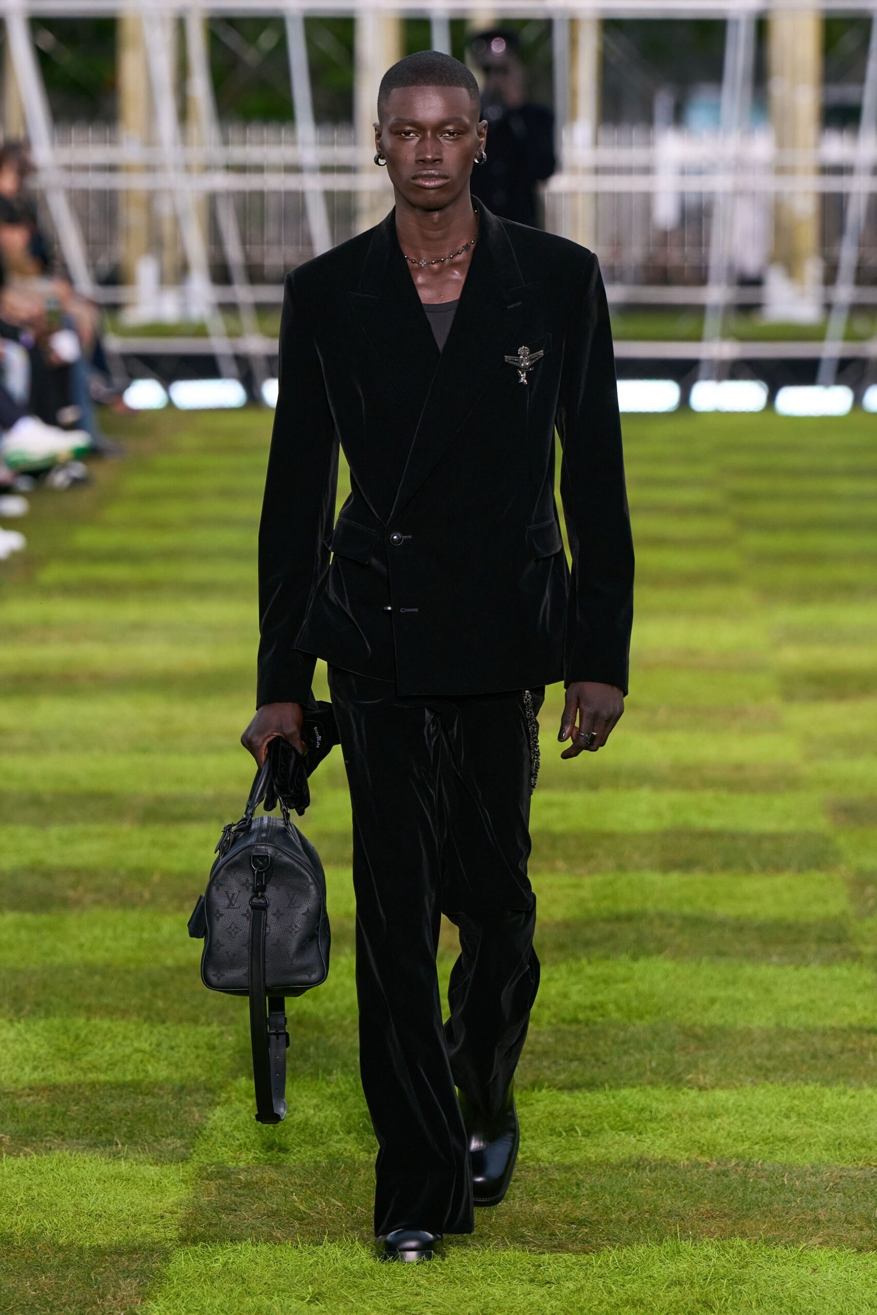 black velvet long-sleeve collared tailored buttoned suit