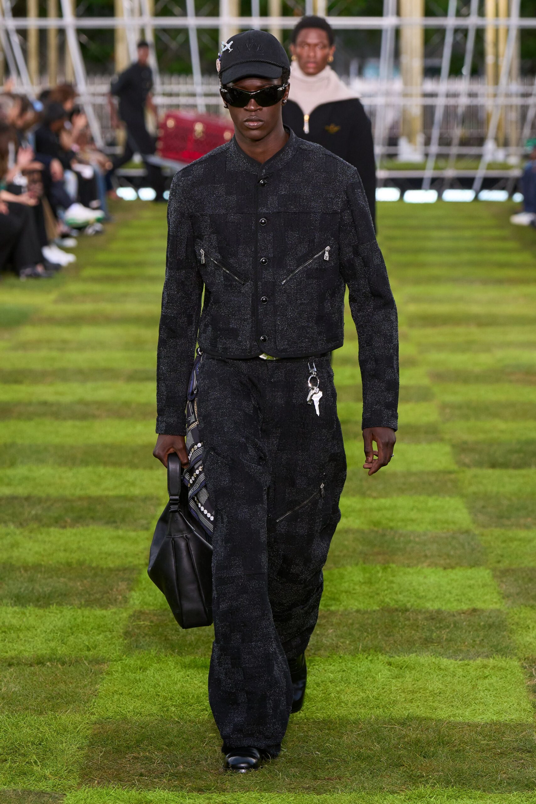 Louis Vuitton Spring 2025 Menswear Look 16