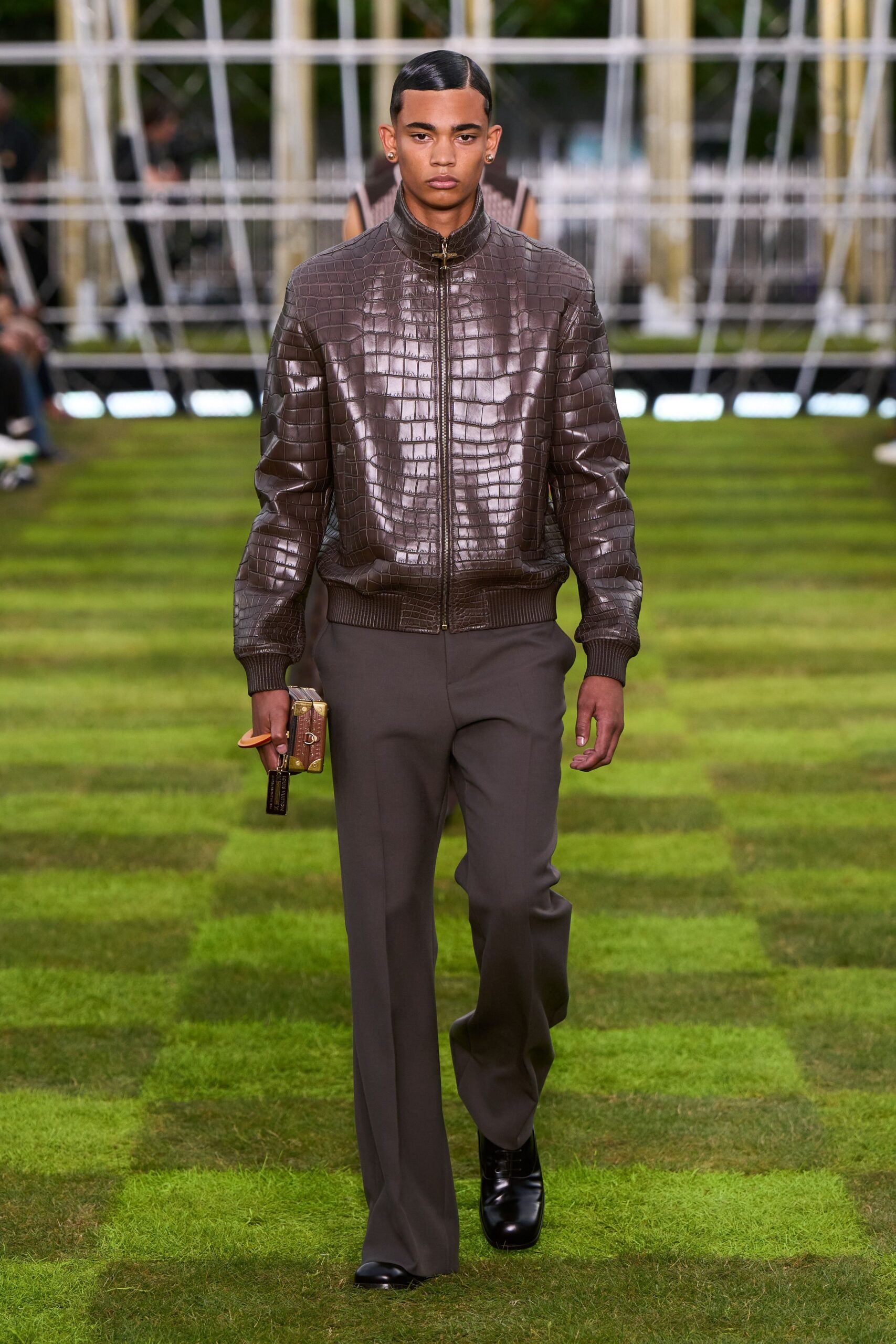 Louis Vuitton Spring 2025 Menswear Look 30