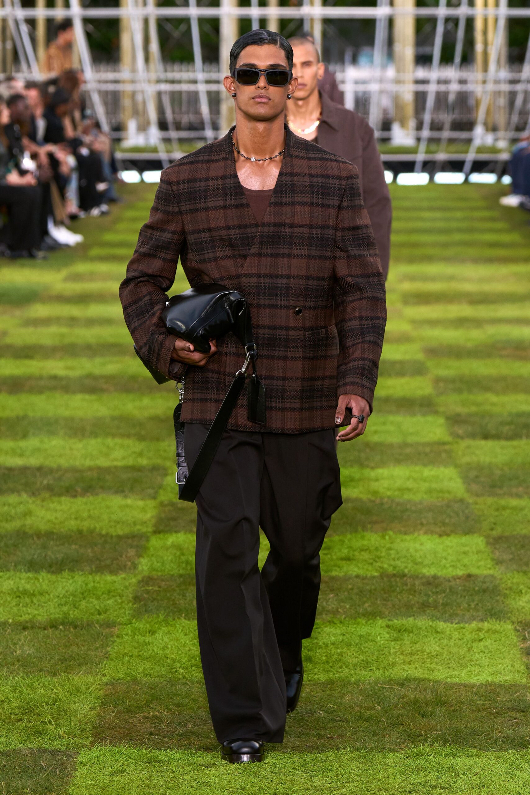 Louis Vuitton Spring 2025 Menswear Look 32