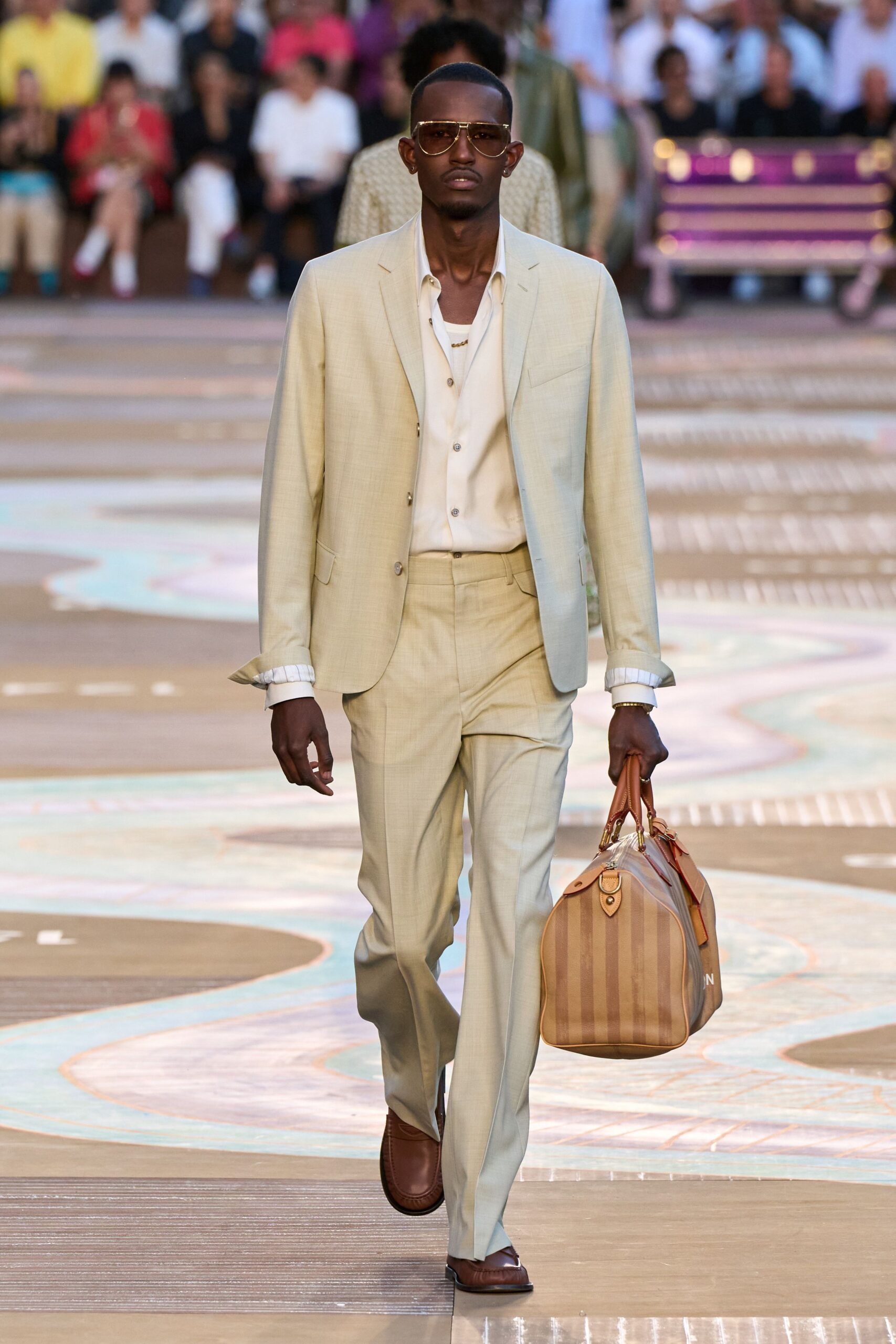 beige cotton long-sleeve collared tailored buttoned suit