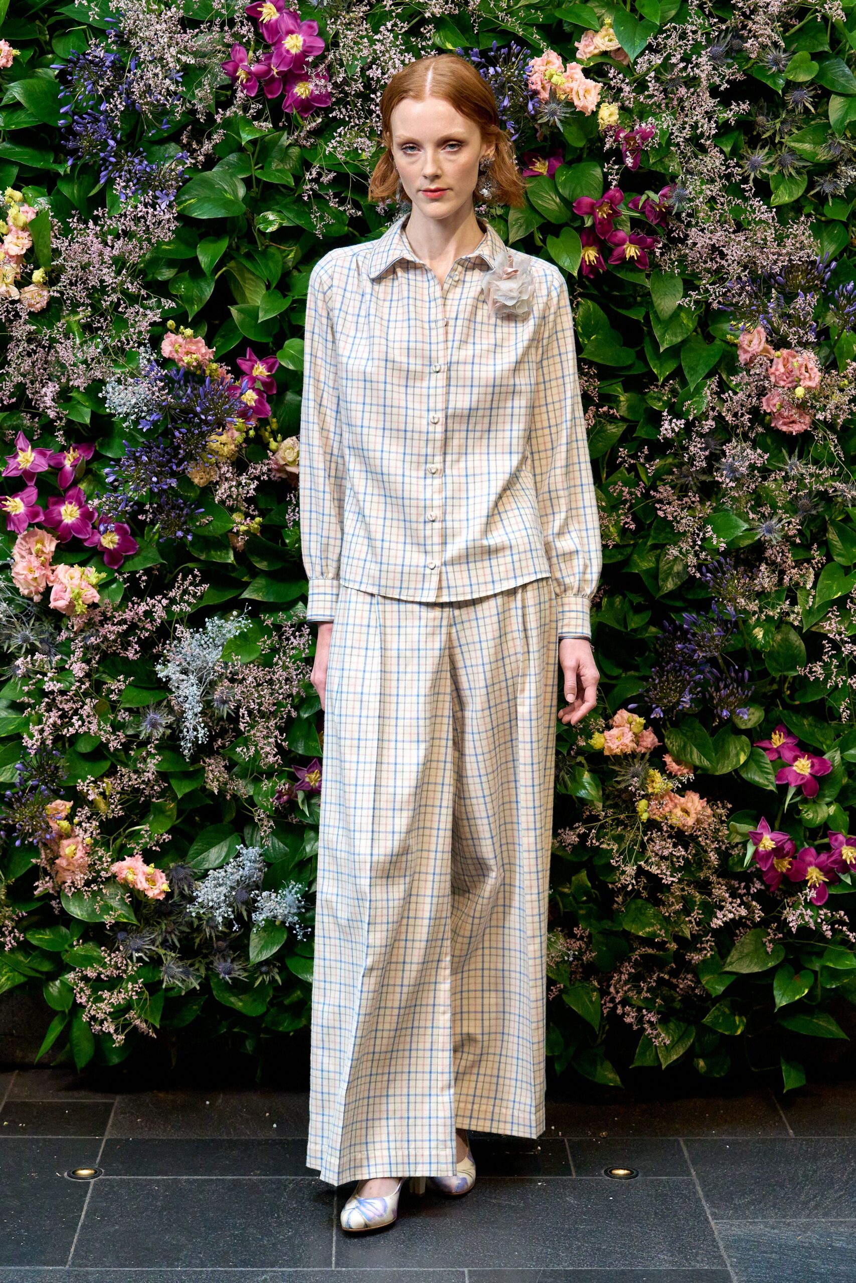 beige cotton relaxed checked wide-leg pants