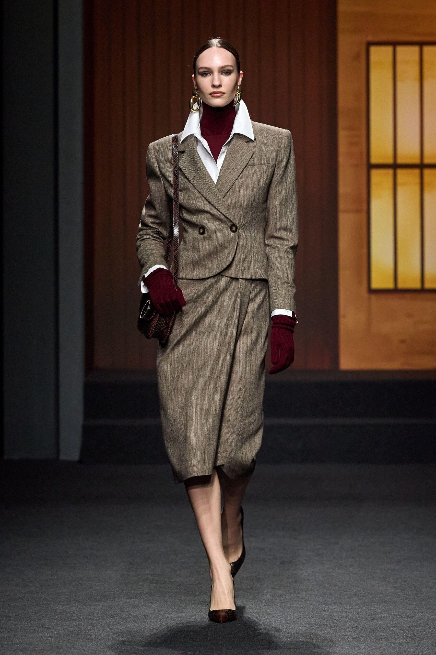 brown wool long-sleeve collared tailored pencil suit