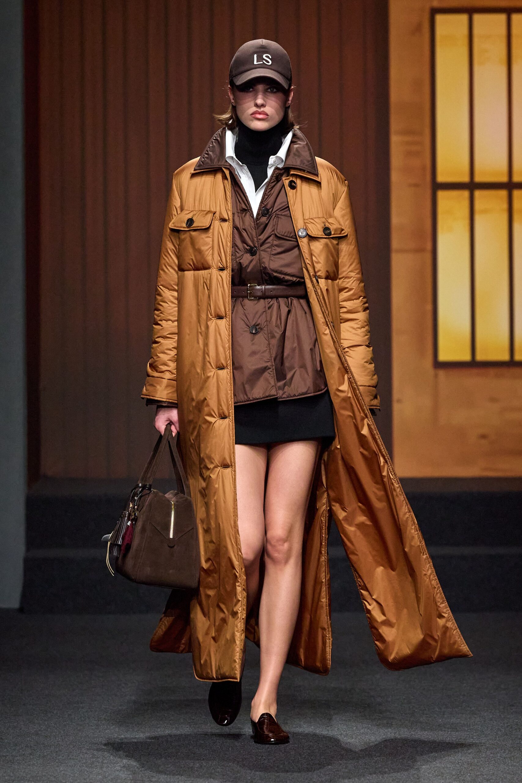 brown jersey long-sleeve collared fitted zippered padded jacket