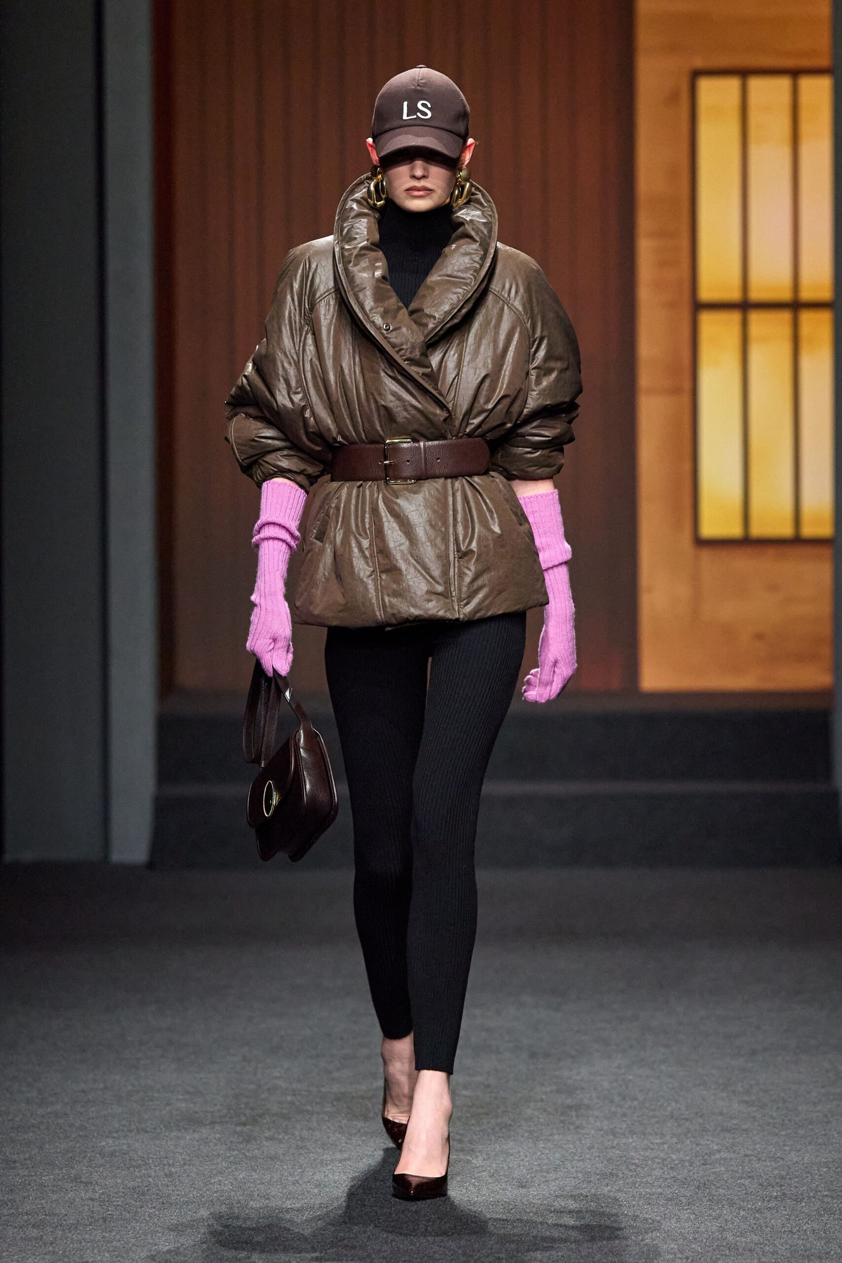 brown vinyl long-sleeve collared relaxed zippered padded jacket