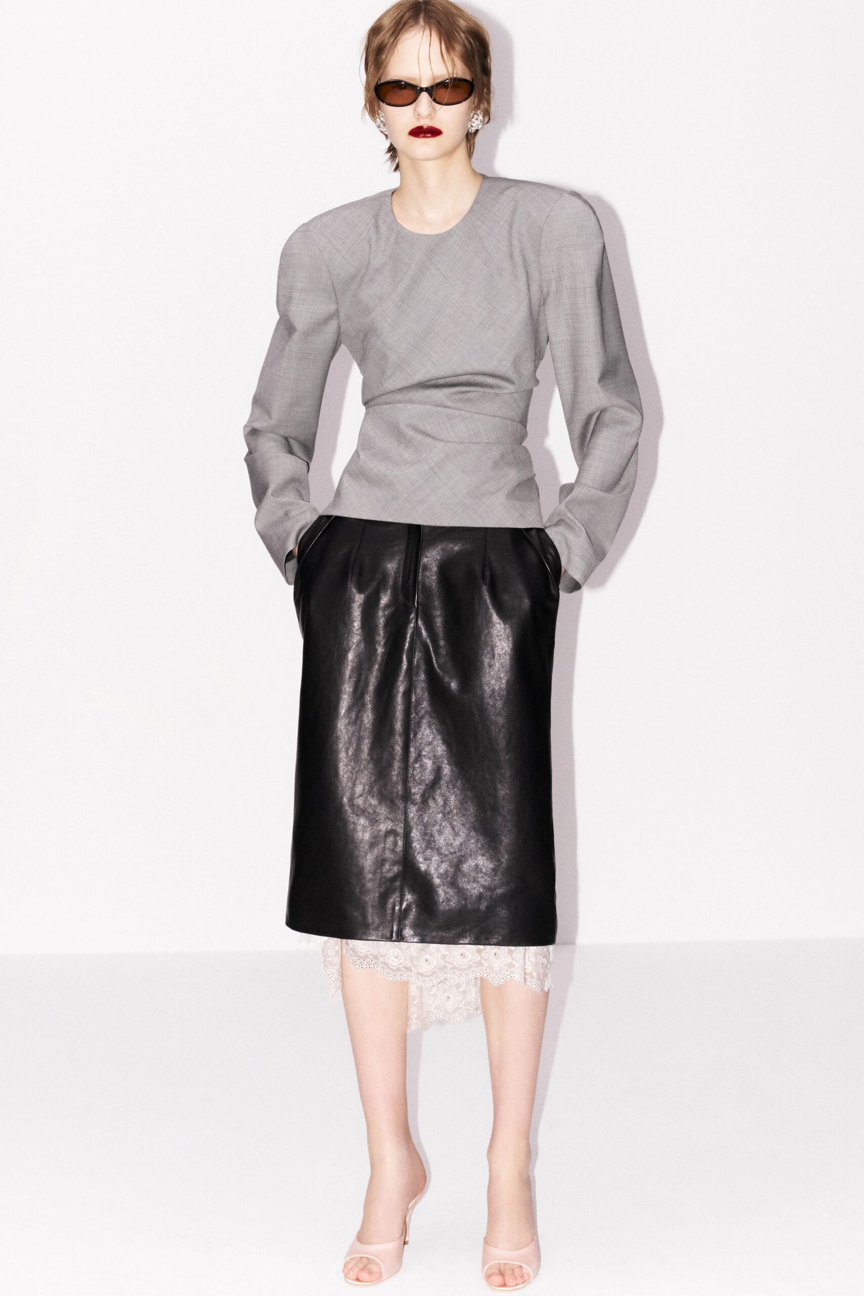 gray cotton long-sleeve collared fitted pleated top