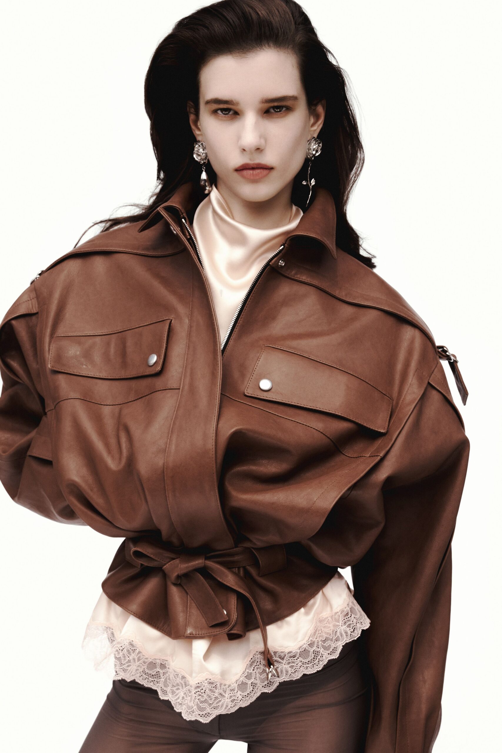 brown leather long-sleeve collared oversized zippered pockets jacket