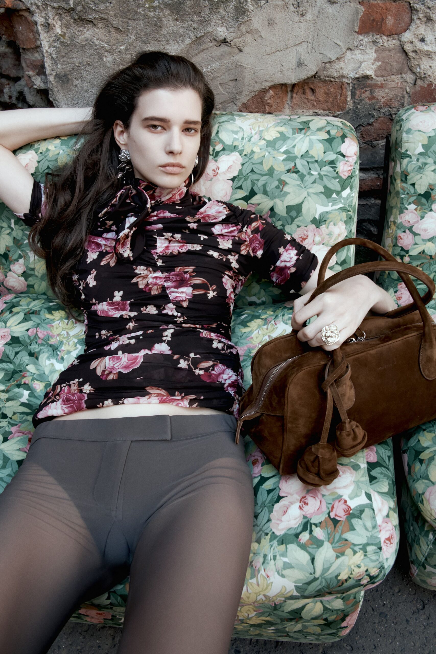 black cotton short-sleeve collared fitted floral ruffled top