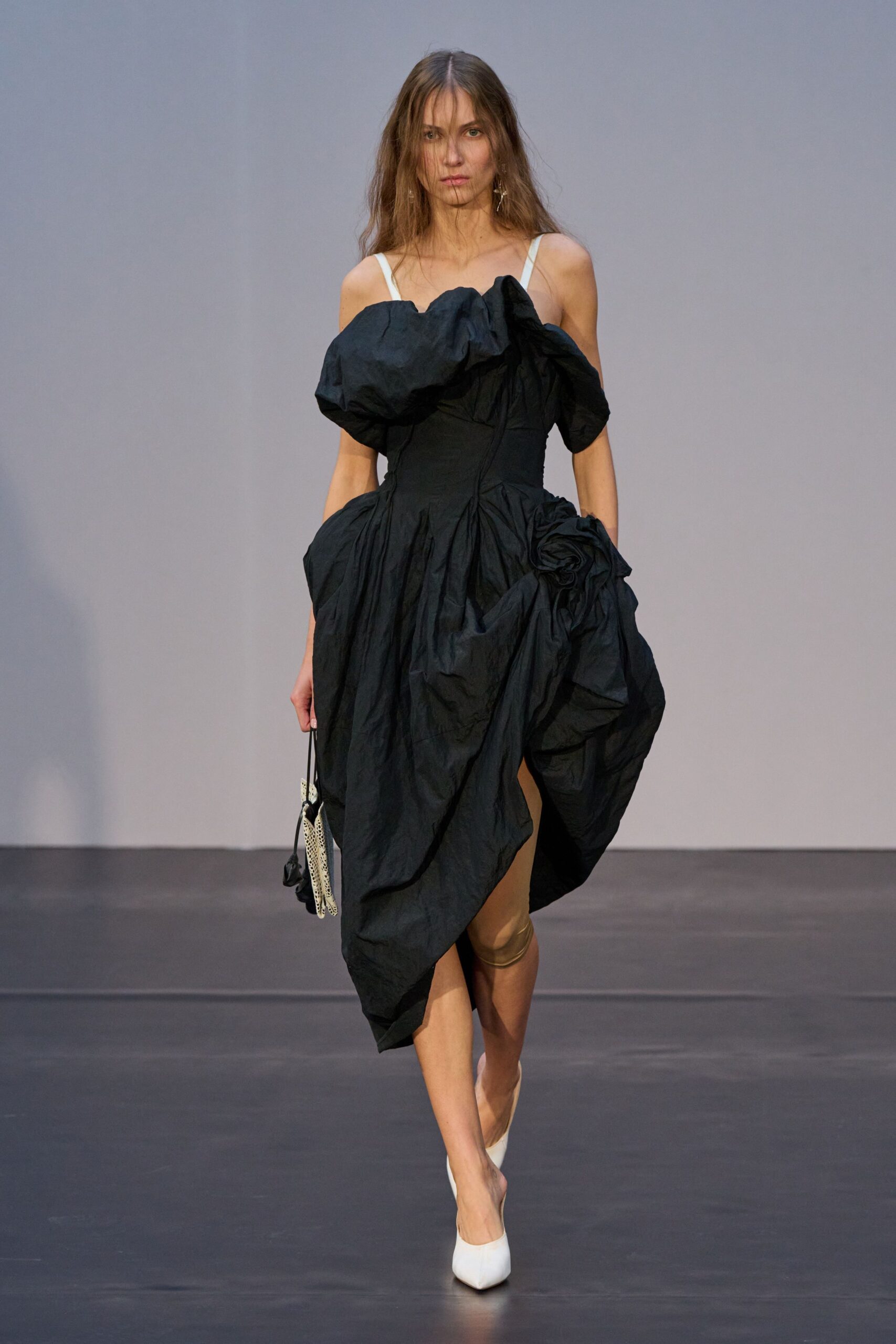 Magda Butrym Spring 2026 Ready-to-Wear Look 23
