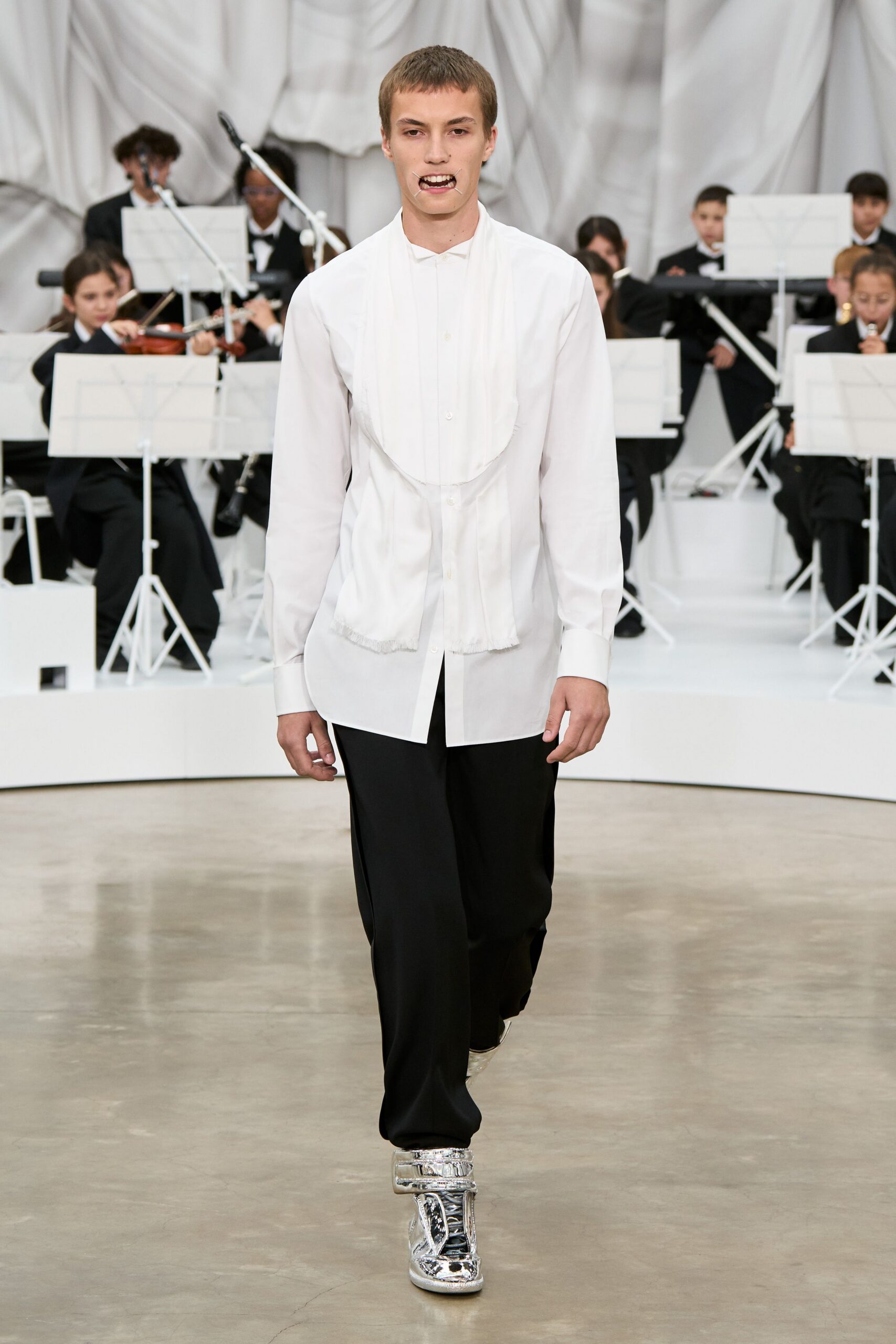 black cotton relaxed straight-leg pants