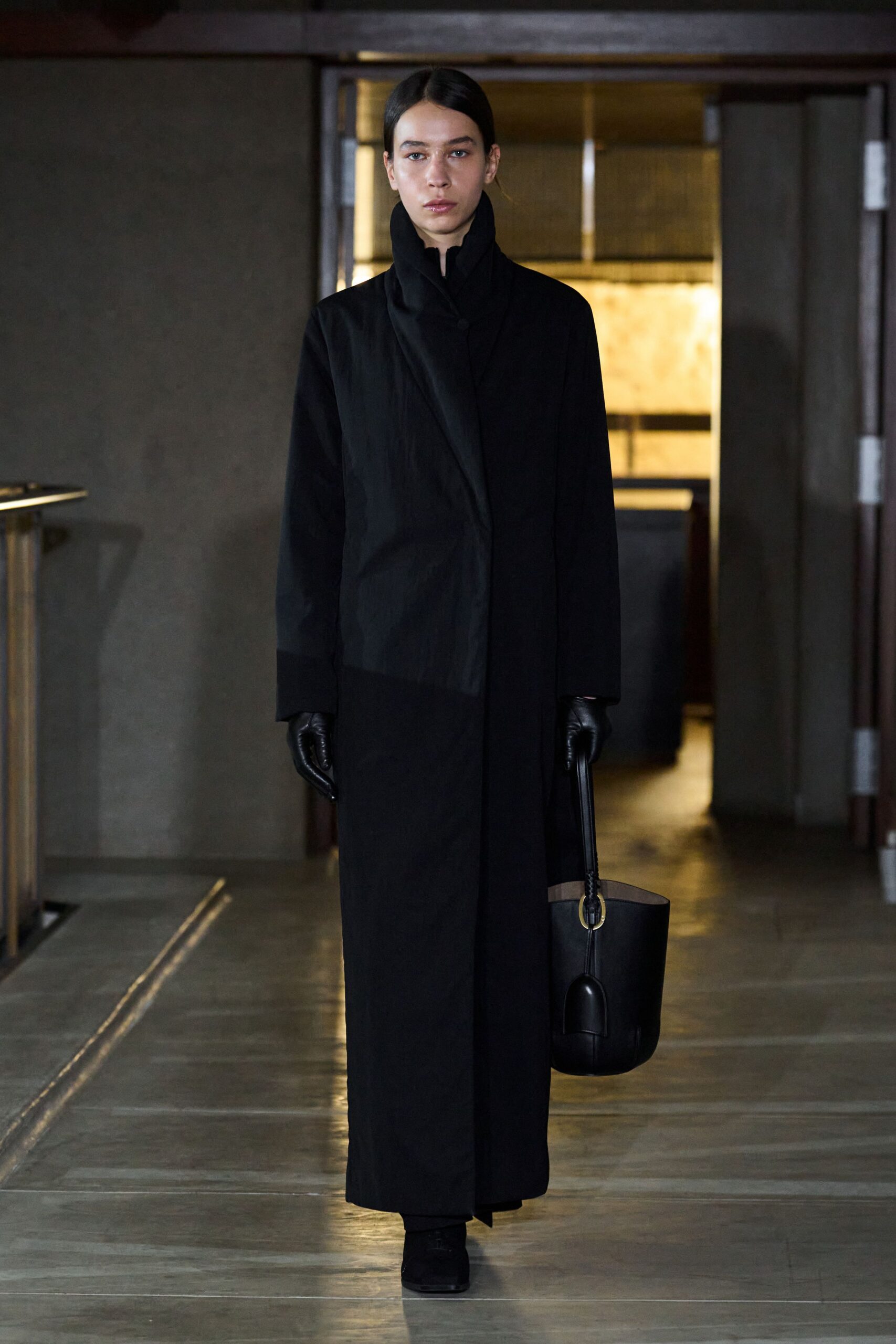 black cotton long-sleeve collared fitted buttoned maxi coat