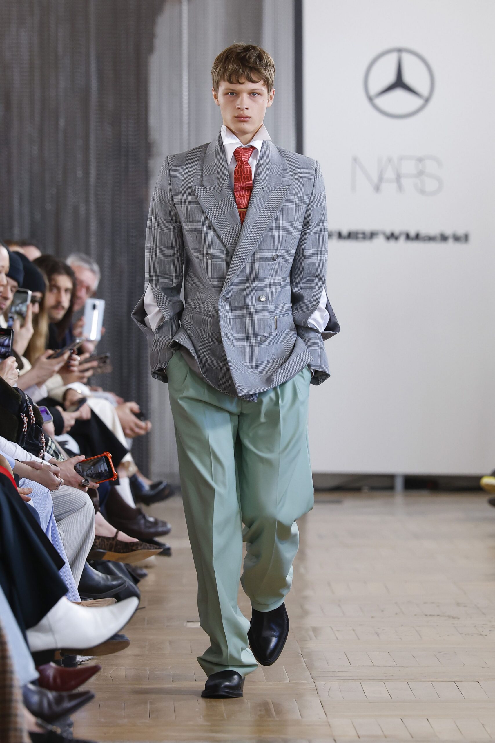 gray cotton long-sleeve collared tailored striped blazer