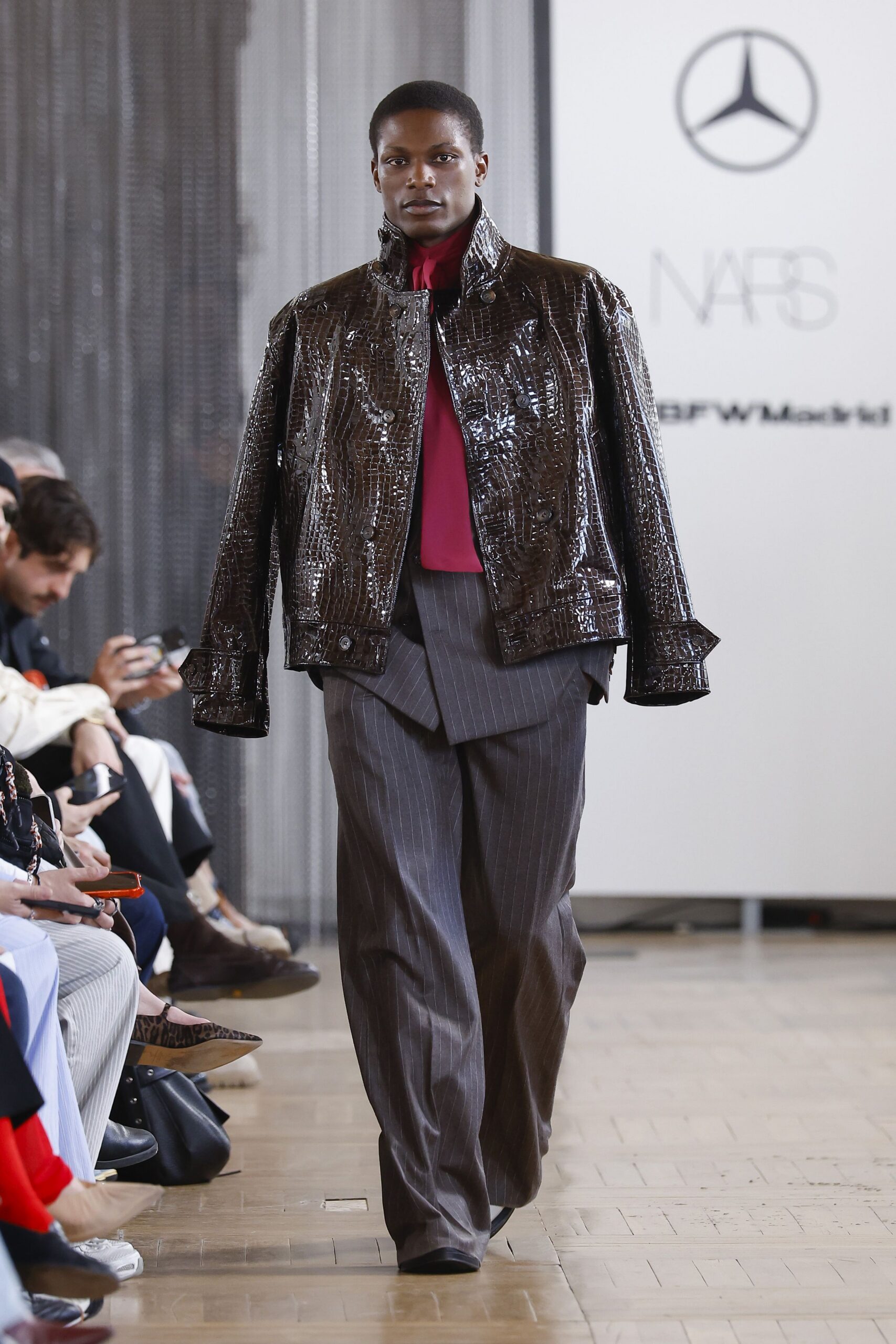 brown leather long-sleeve collared relaxed textured shiny jacket