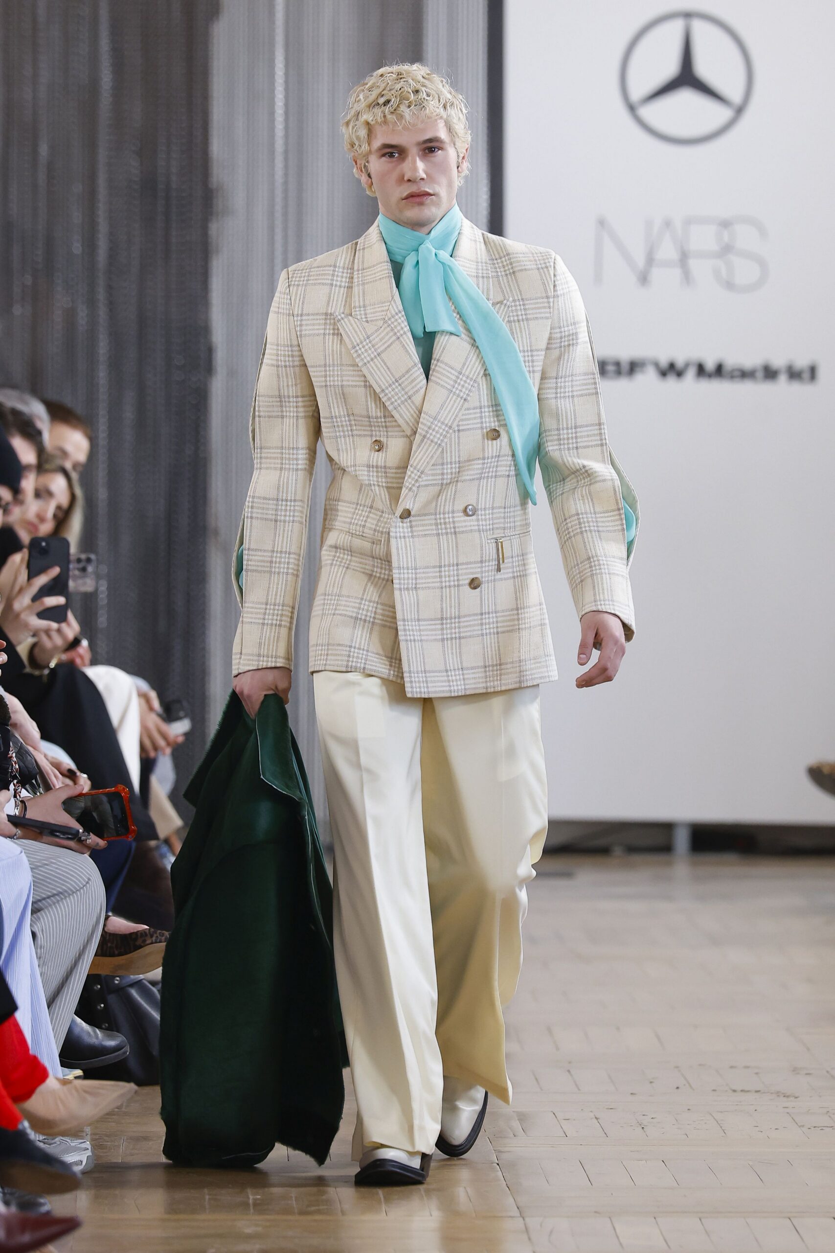 beige cotton long-sleeve collared tailored checked blazer