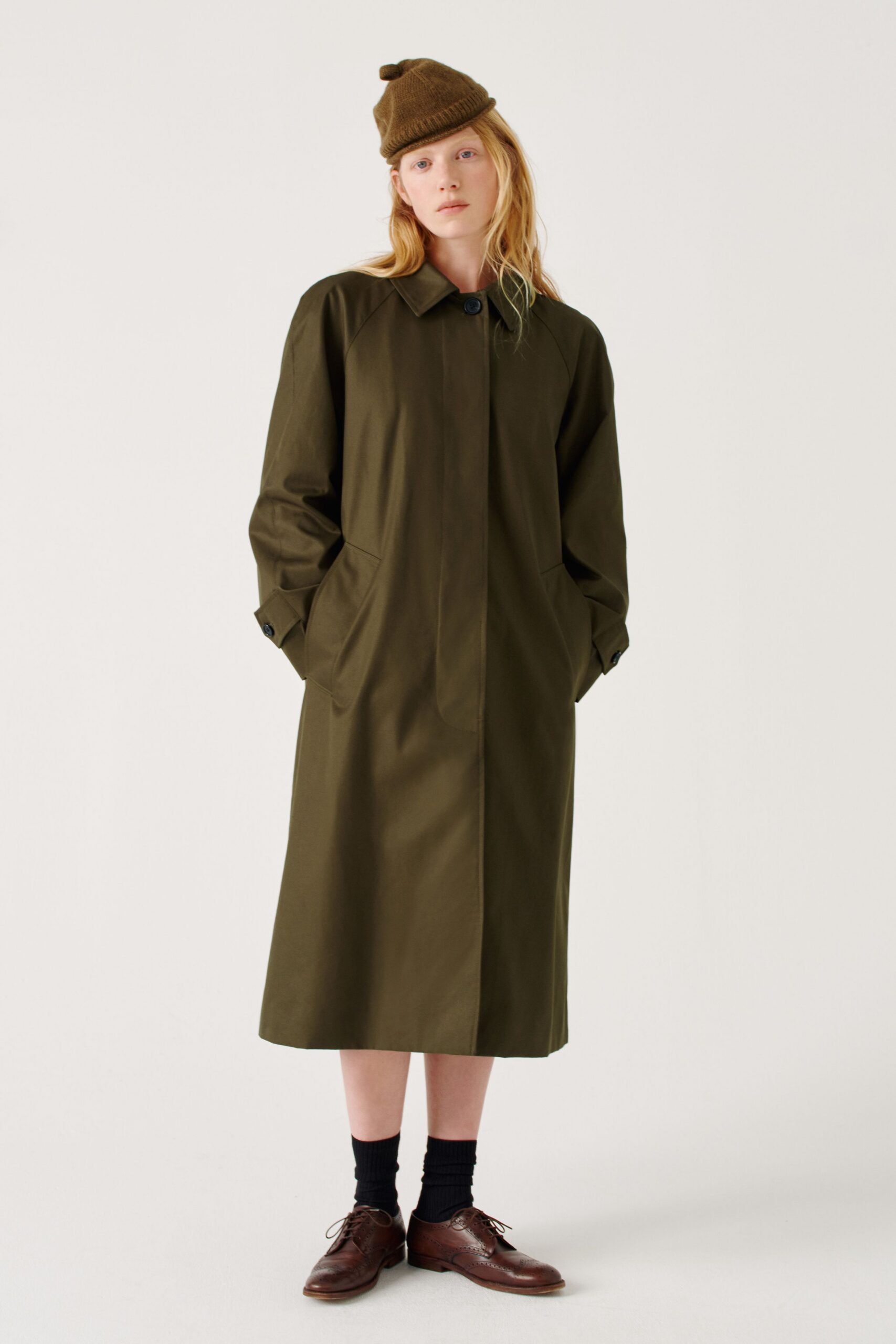 green cotton long-sleeve collared relaxed buttoned midi coat