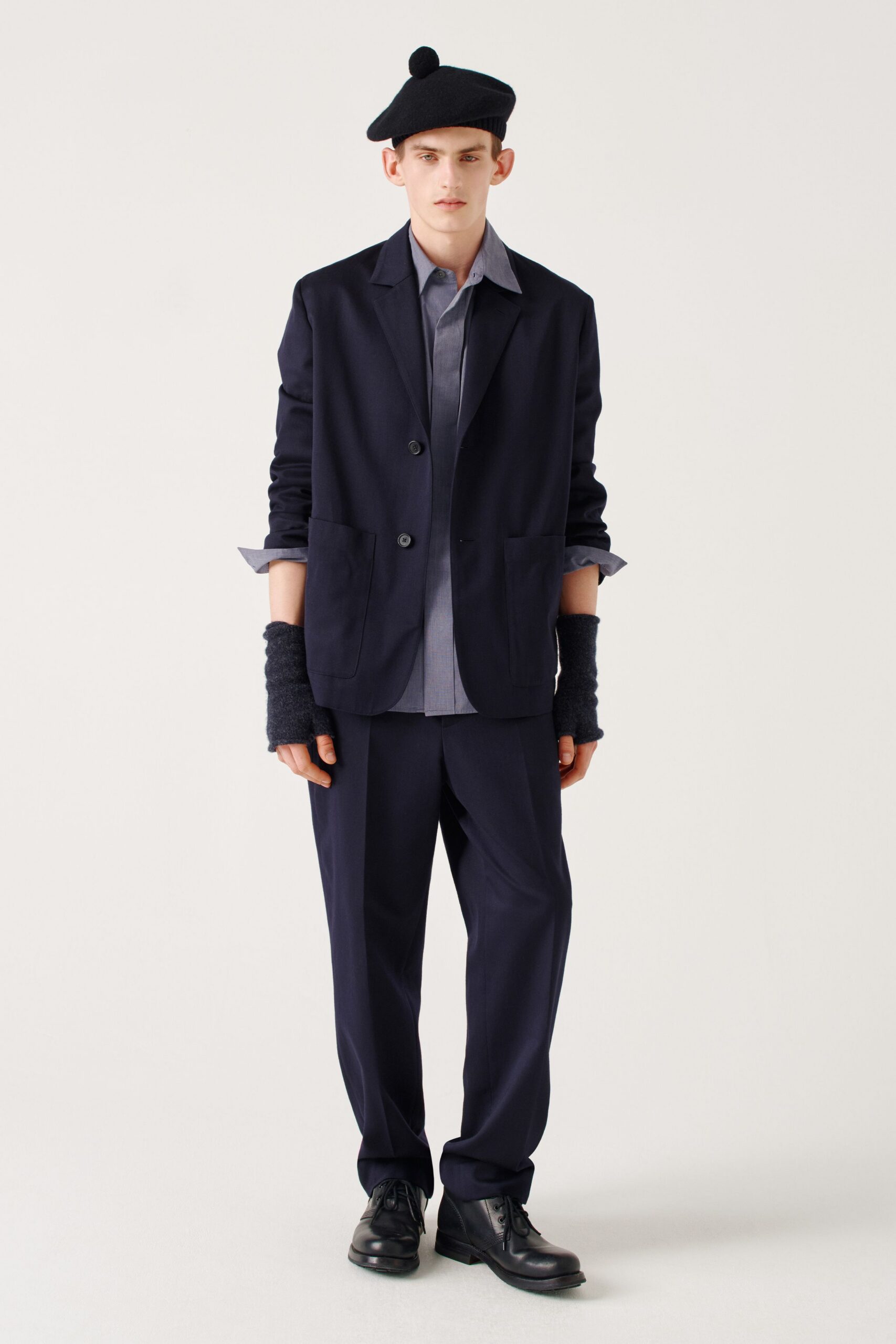 black blazer gray shirt relaxed pants