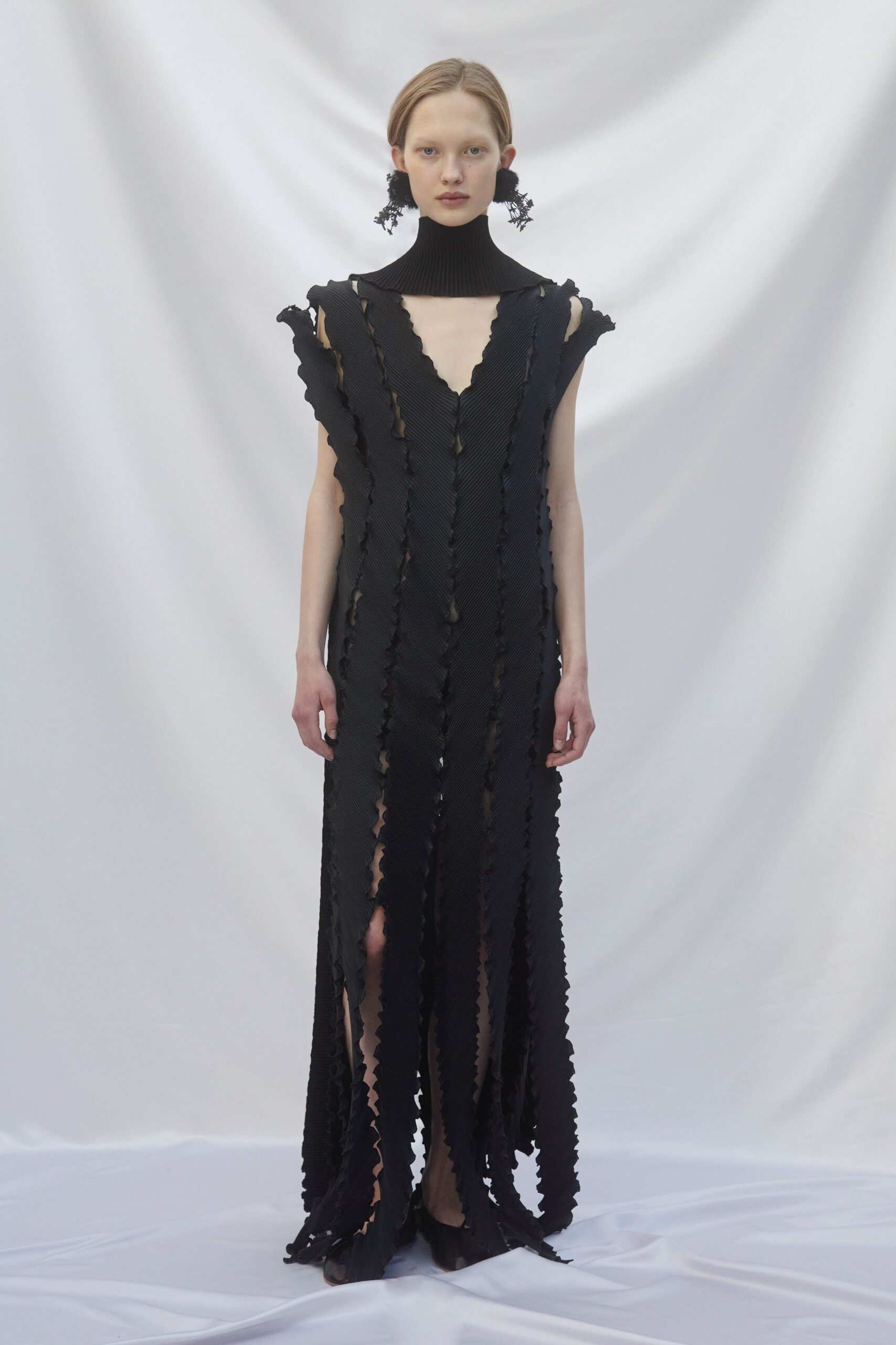 black fitted sleeveless gown