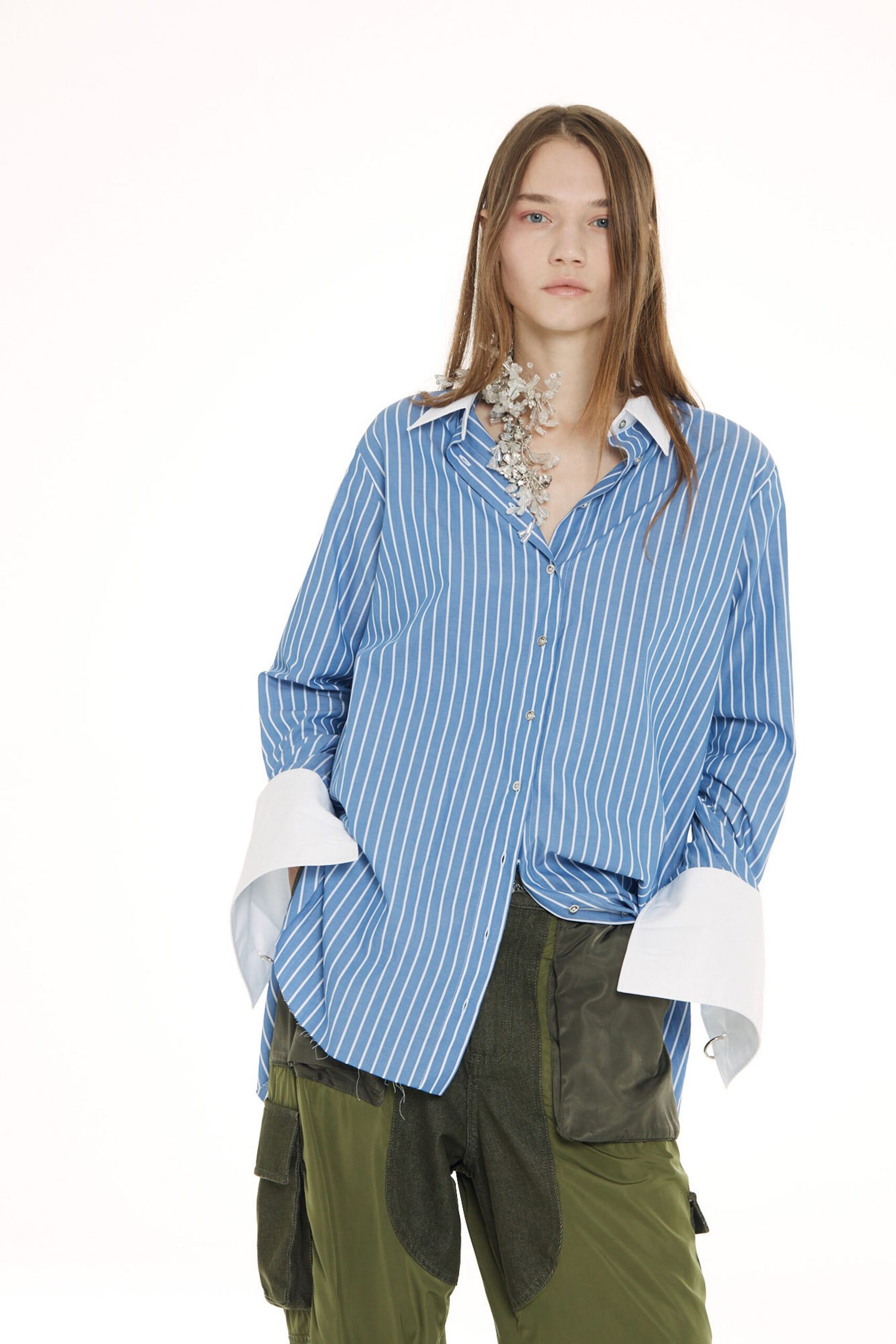 green cotton relaxed cargo pants