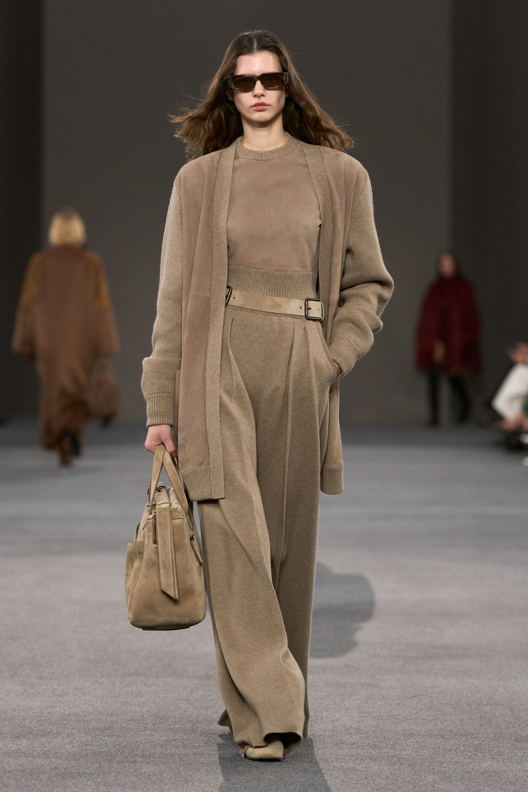 beige wool long-sleeve relaxed cardigan