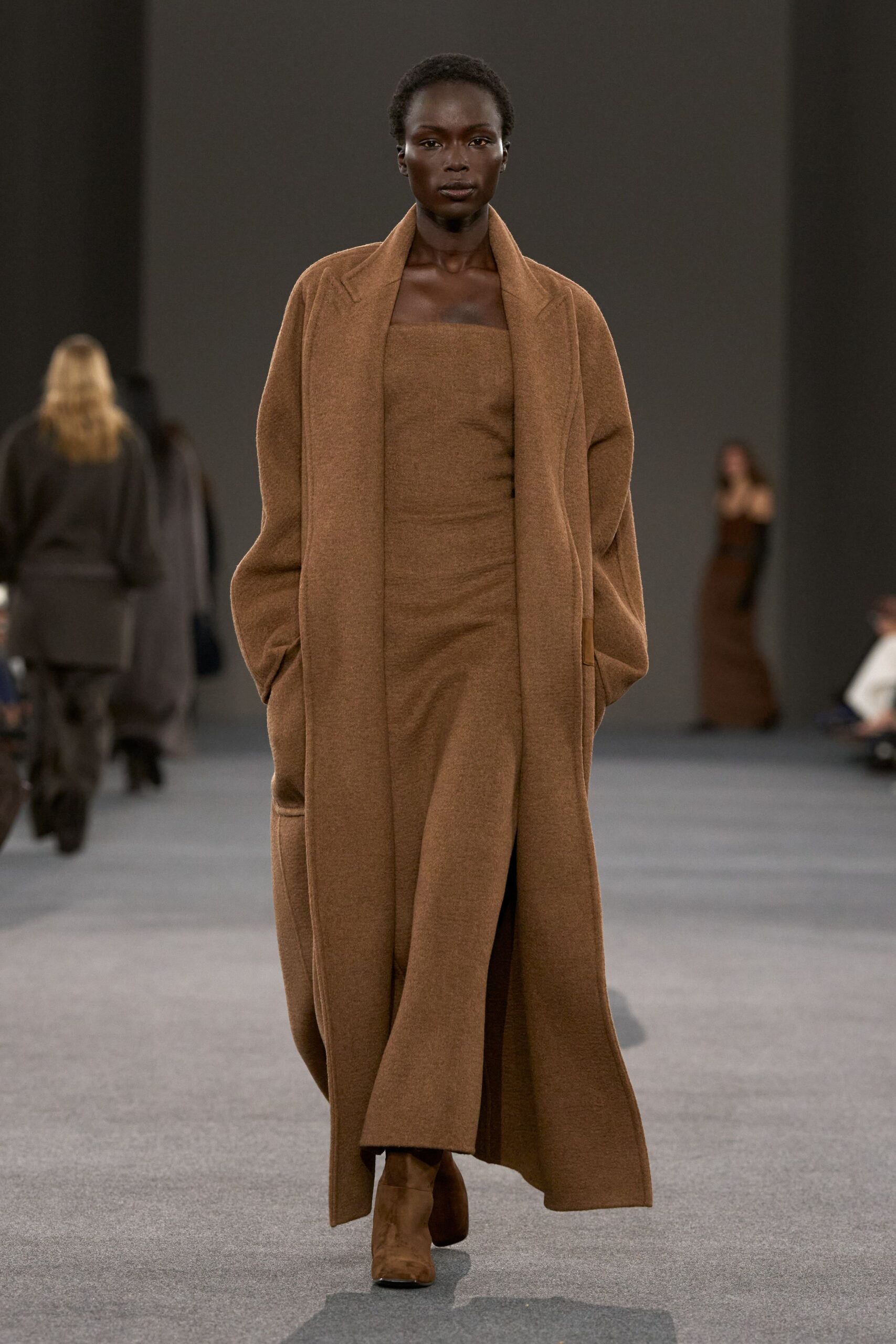 Max Mara Fall 2026 Ready-to-Wear Look 27